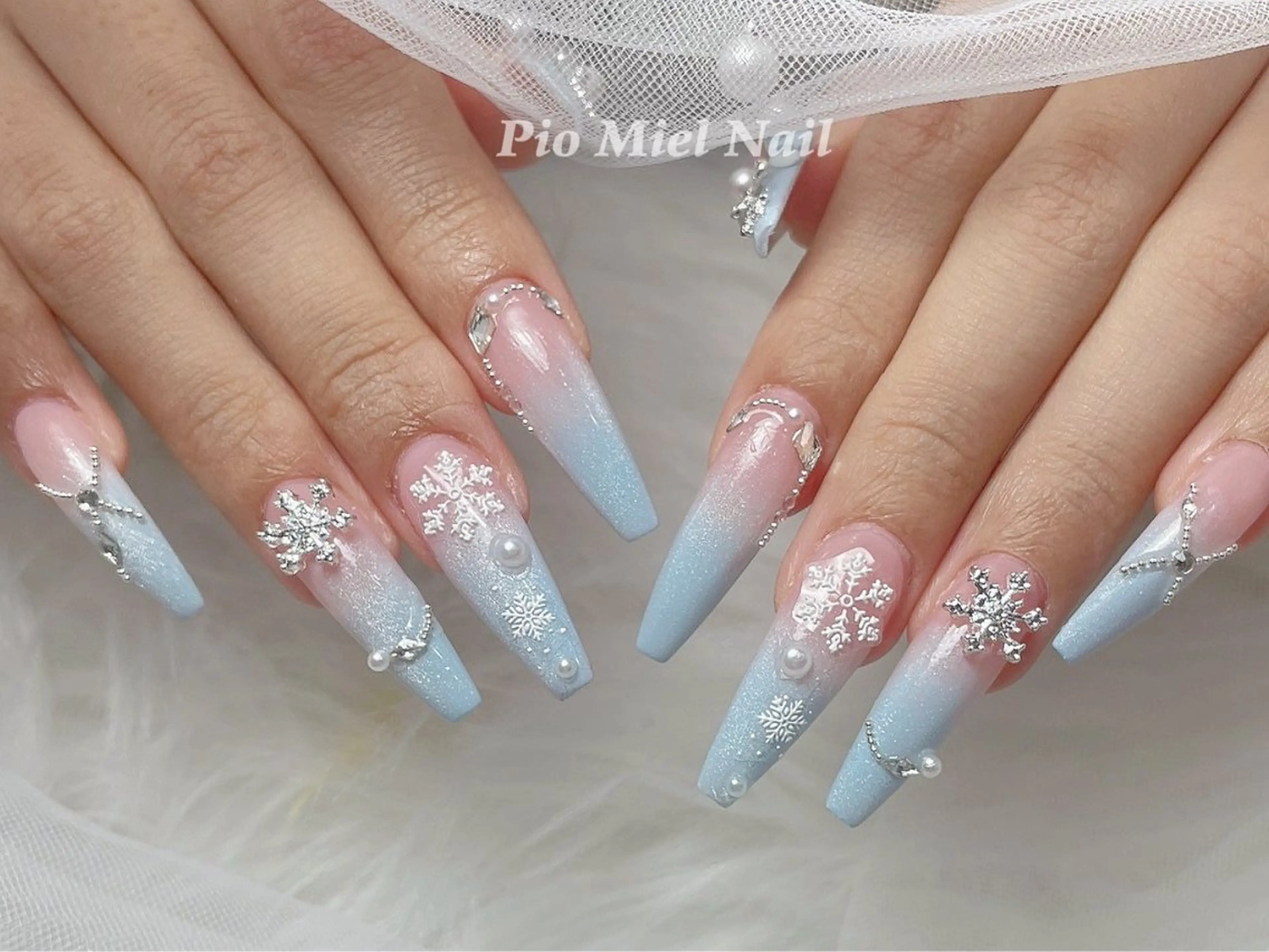 ネイル ハンドネイル Pio Mielのネイルデザイン