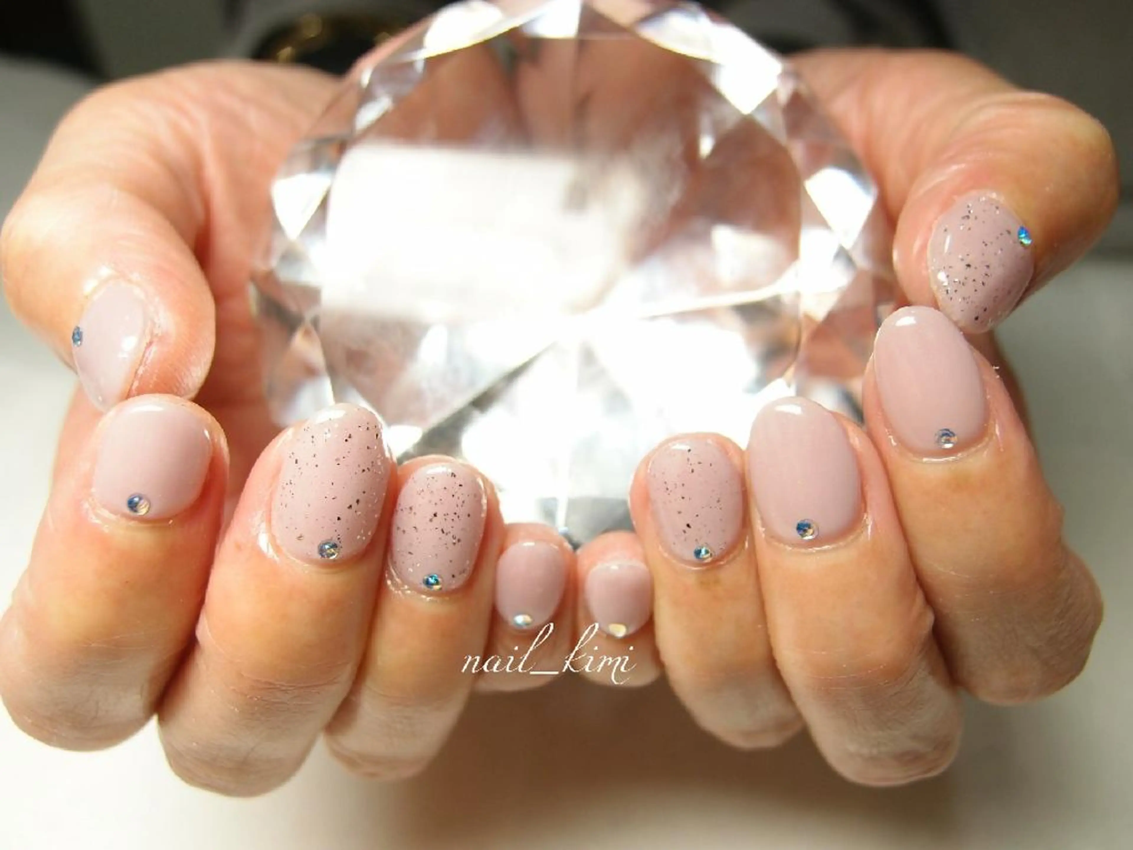メンズ ネイル ラメ(グリッター) ワンカラーネイル ストーンネイル ConneQt所属・ETHOSENSE. kimikaのネイルデザイン