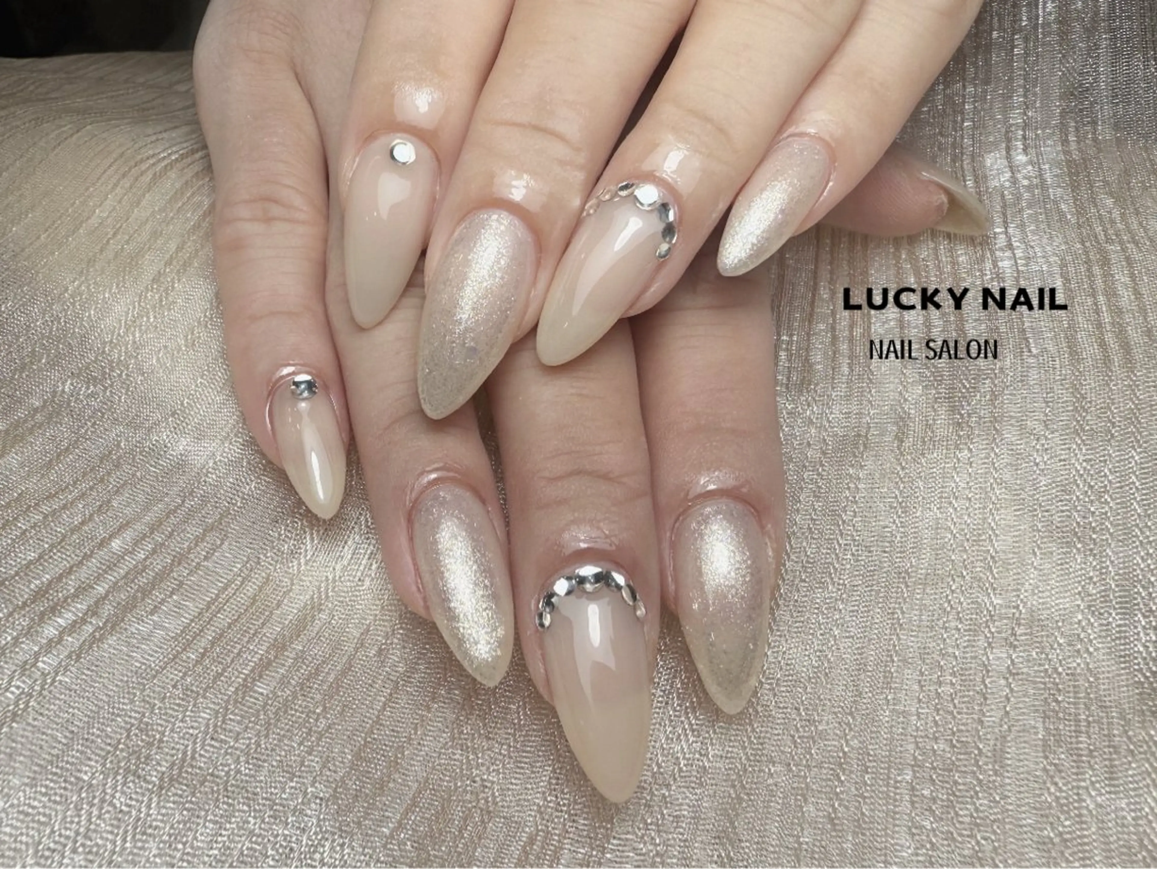 ネイル LUCKY NAILのネイルデザイン