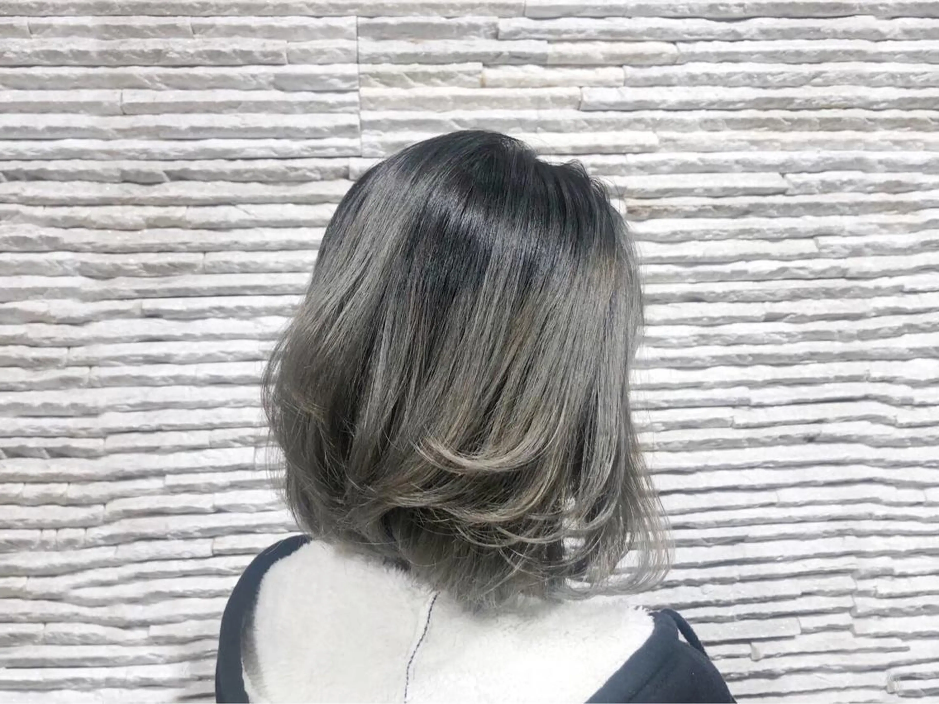 ショート カラー ✨ハイトーン カラー福岡拓也✨のヘアスタイル