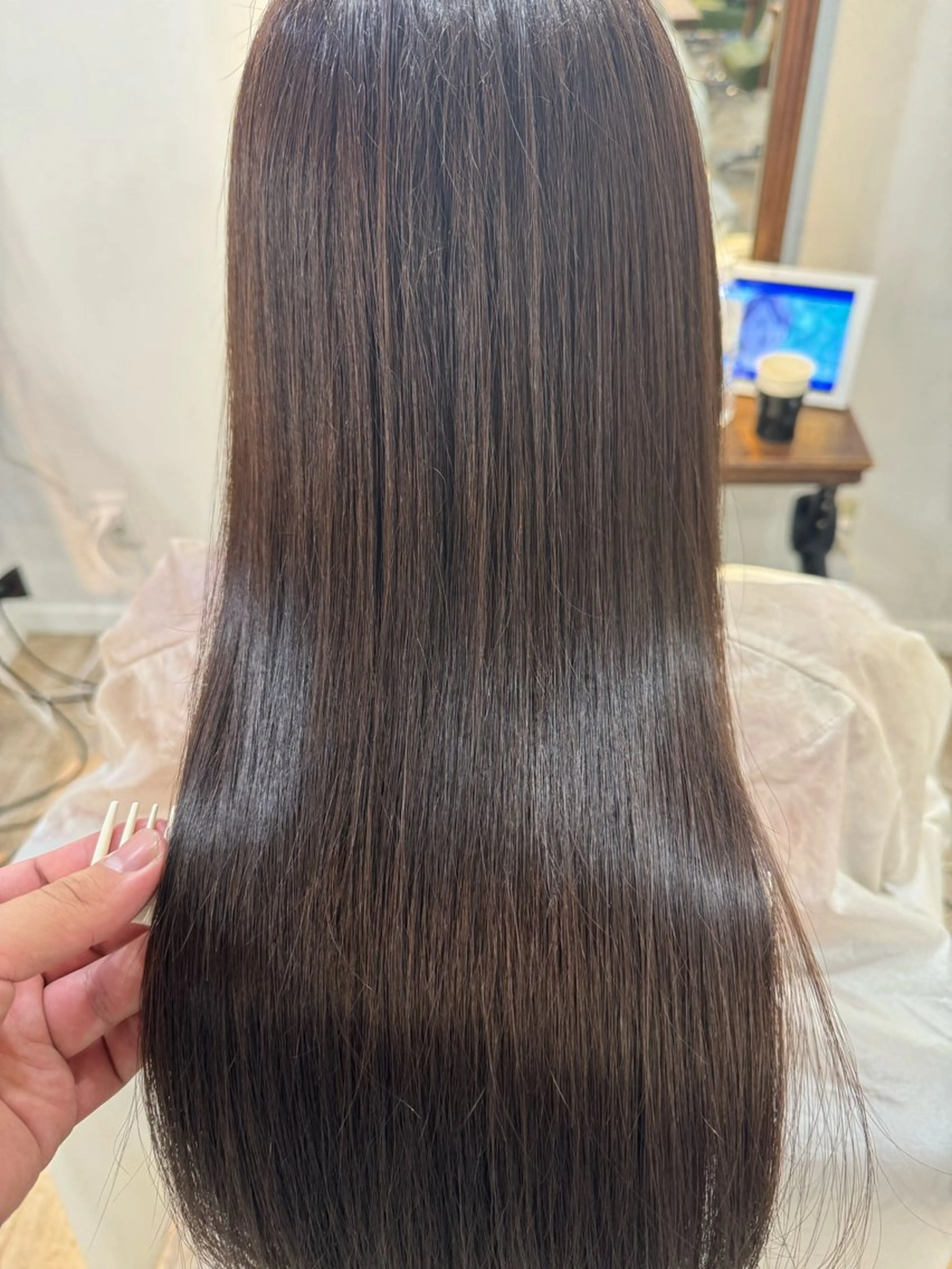 ロング トリートメント RIKI/センター パート/メンズパーマのヘアスタイル