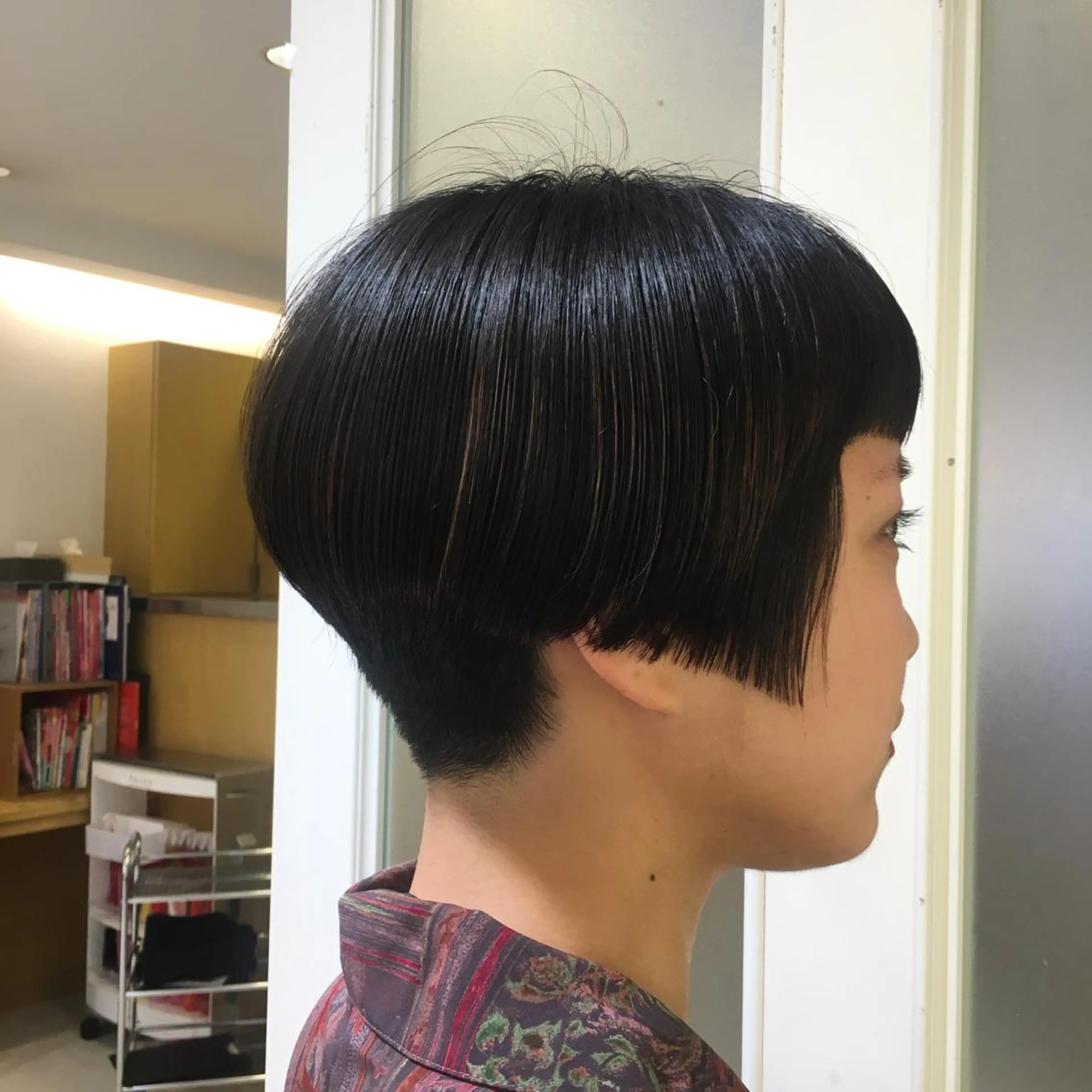 ショート カラー 加藤 あやみのヘアスタイル