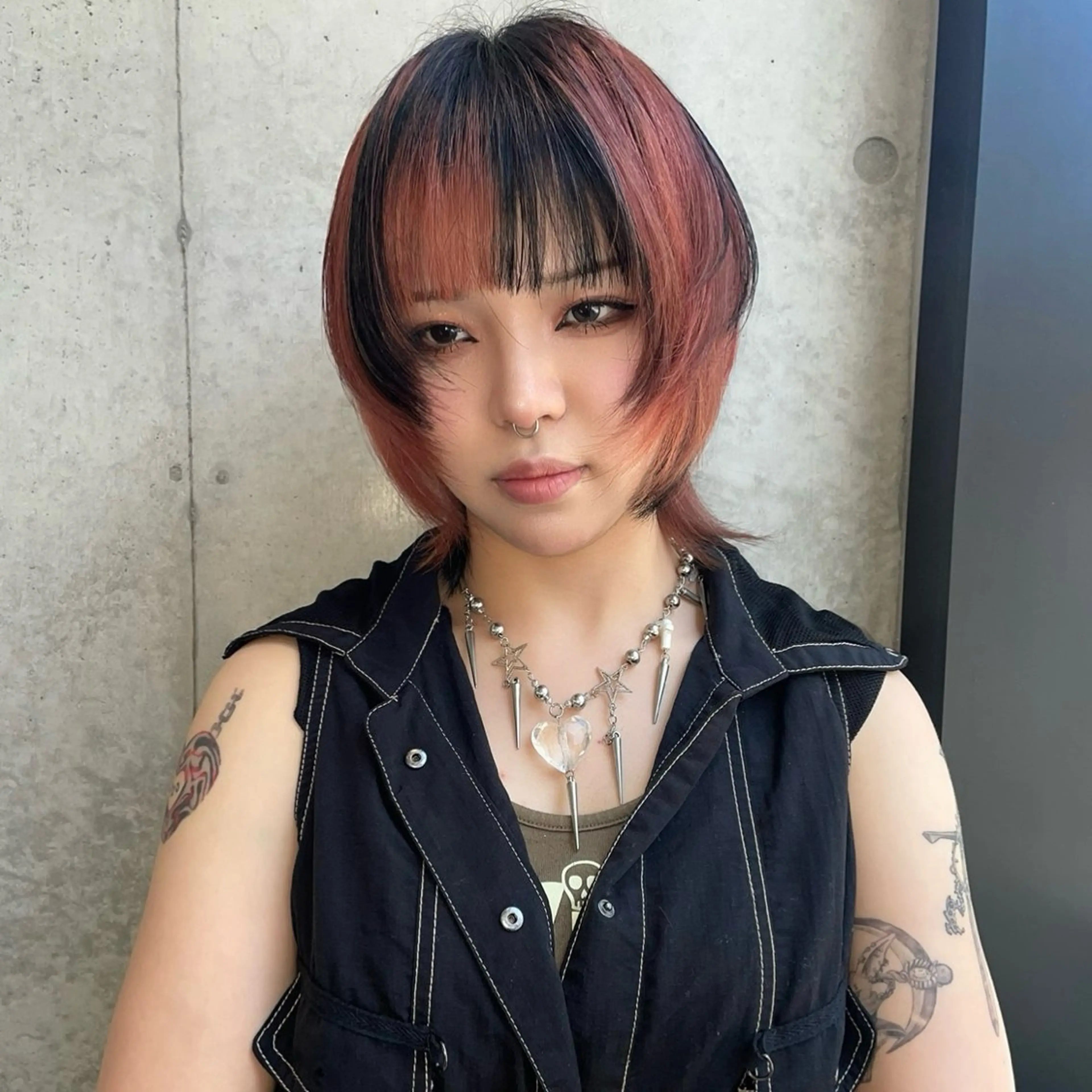 ショート カラー ヘアアレンジ 伸ばしかけ レイヤーカット ウルフカット カット ヘアカラー トリートメント Mizobe misakiのヘアスタイル