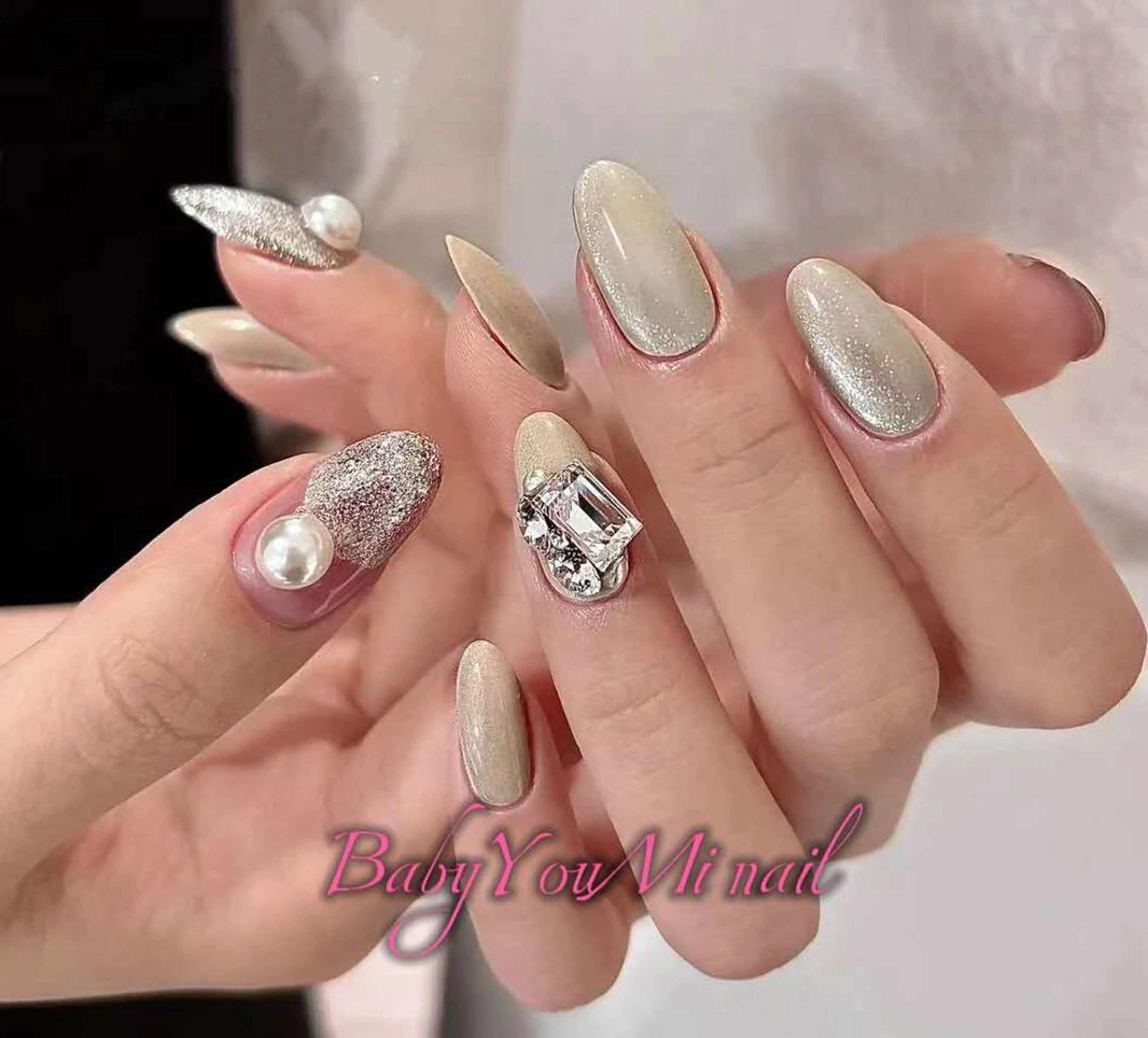 ネイル オーロラネイル フラワーネイル フットネイル フレンチネイル ジェルネイル ハンドネイル BabyYouMi nailのネイルデザイン