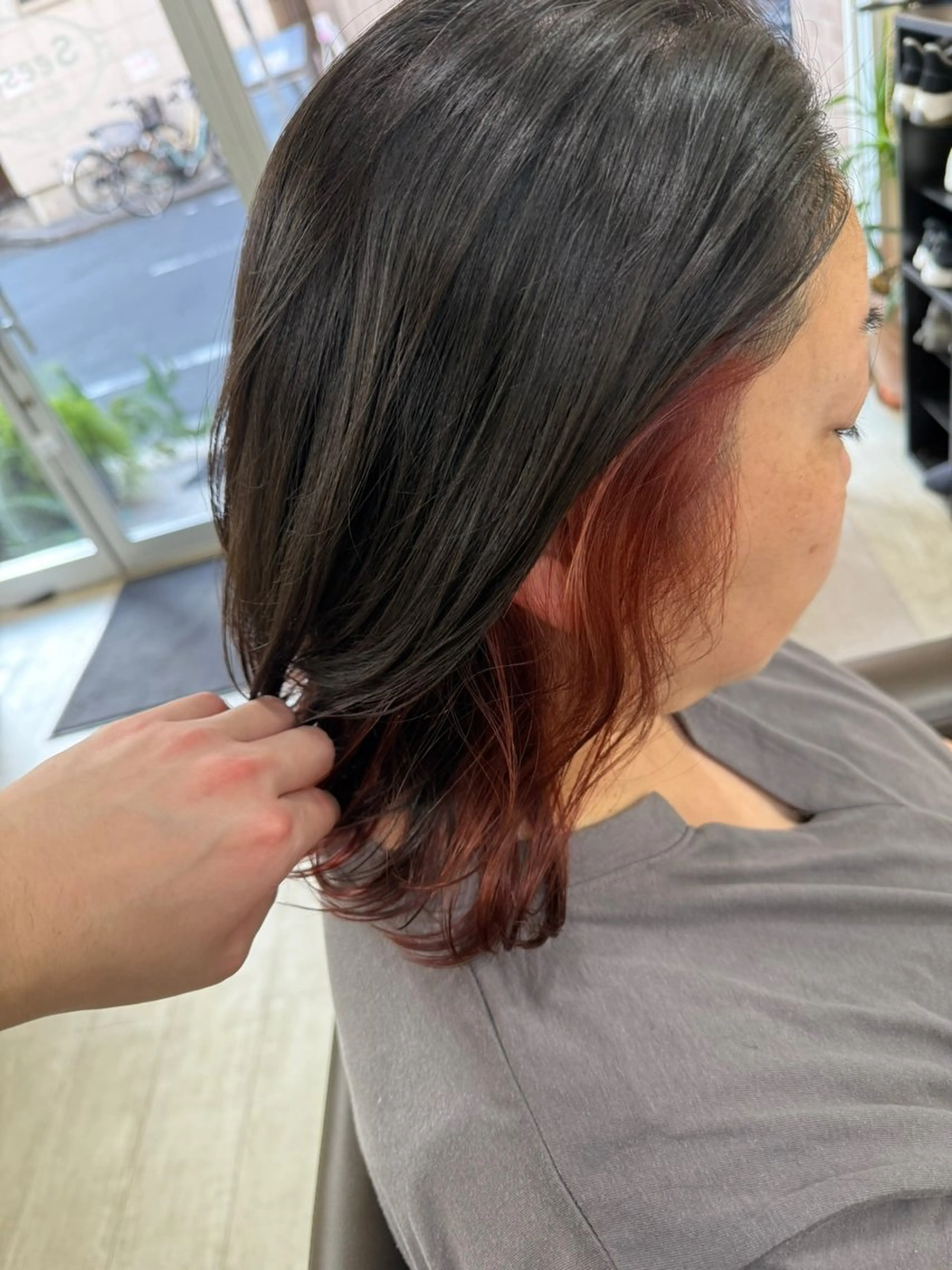 ミディアム カット ヘアカラー Hair&nail Seesaw所属・田端　透明感カラー 🐶内山晴貴のヘアスタイル