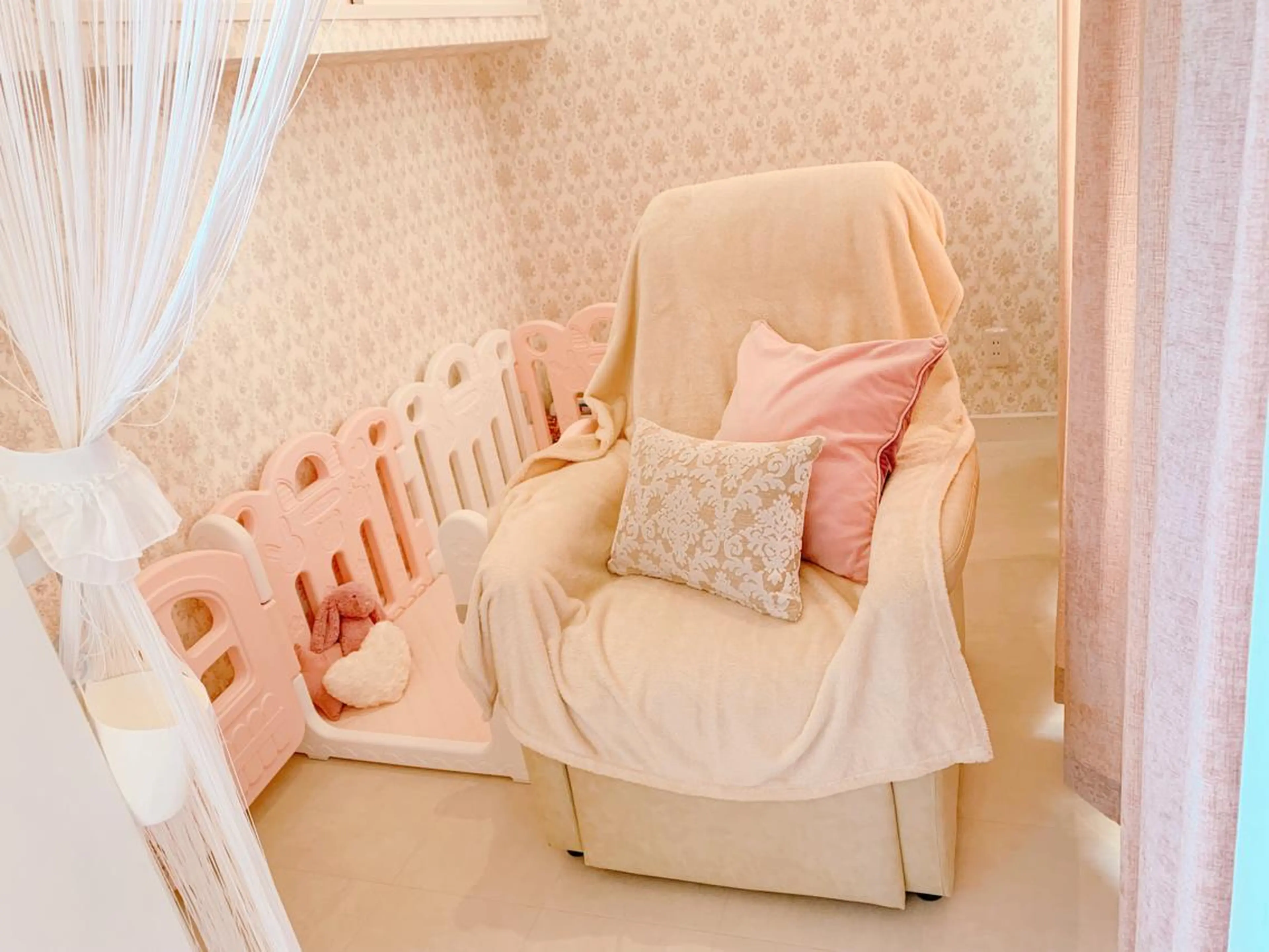 Refrain  ルフラン所属・Refrain ルフランのマツエク・マツパデザイン