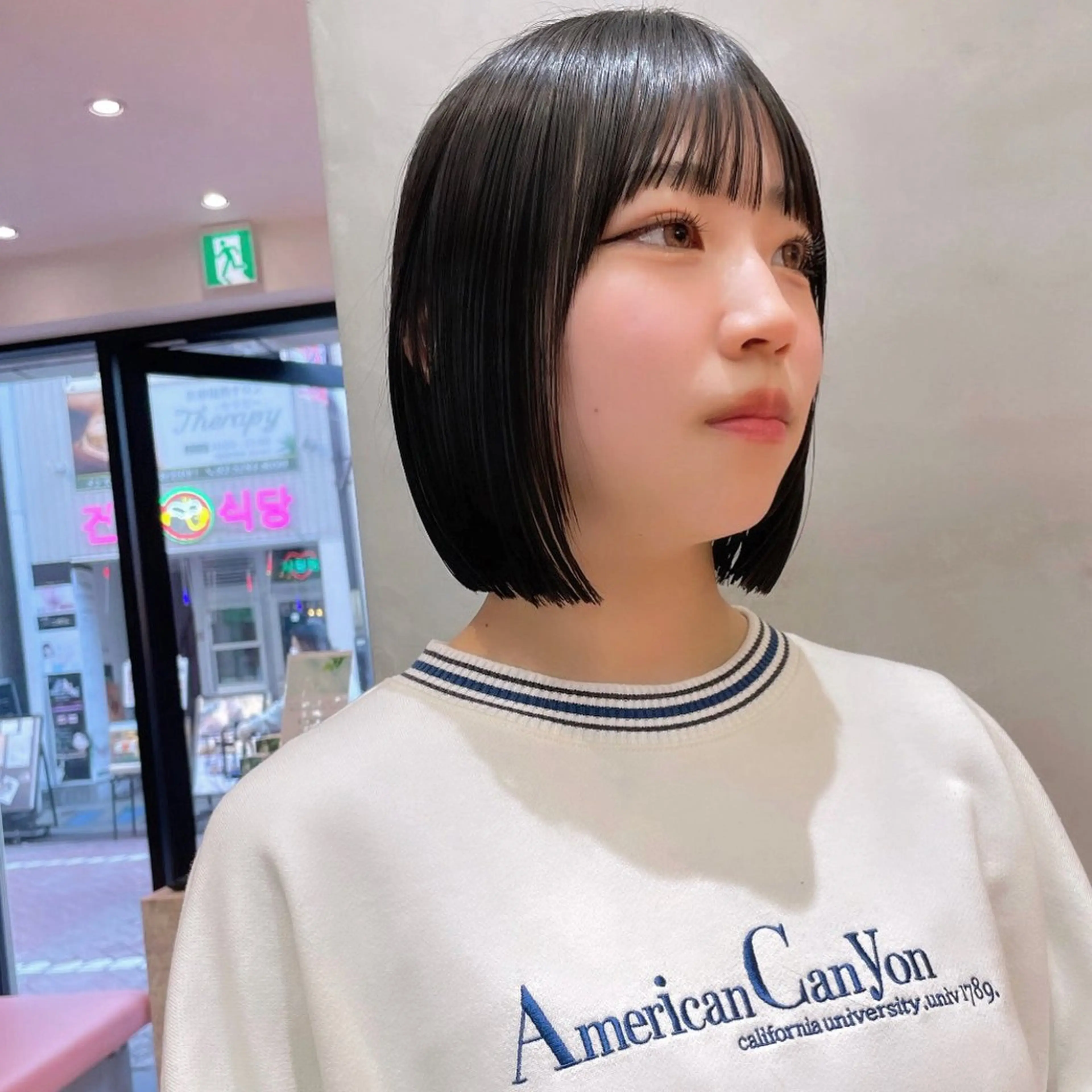 ショート Misaki /ボブ/縮毛矯正のヘアスタイル