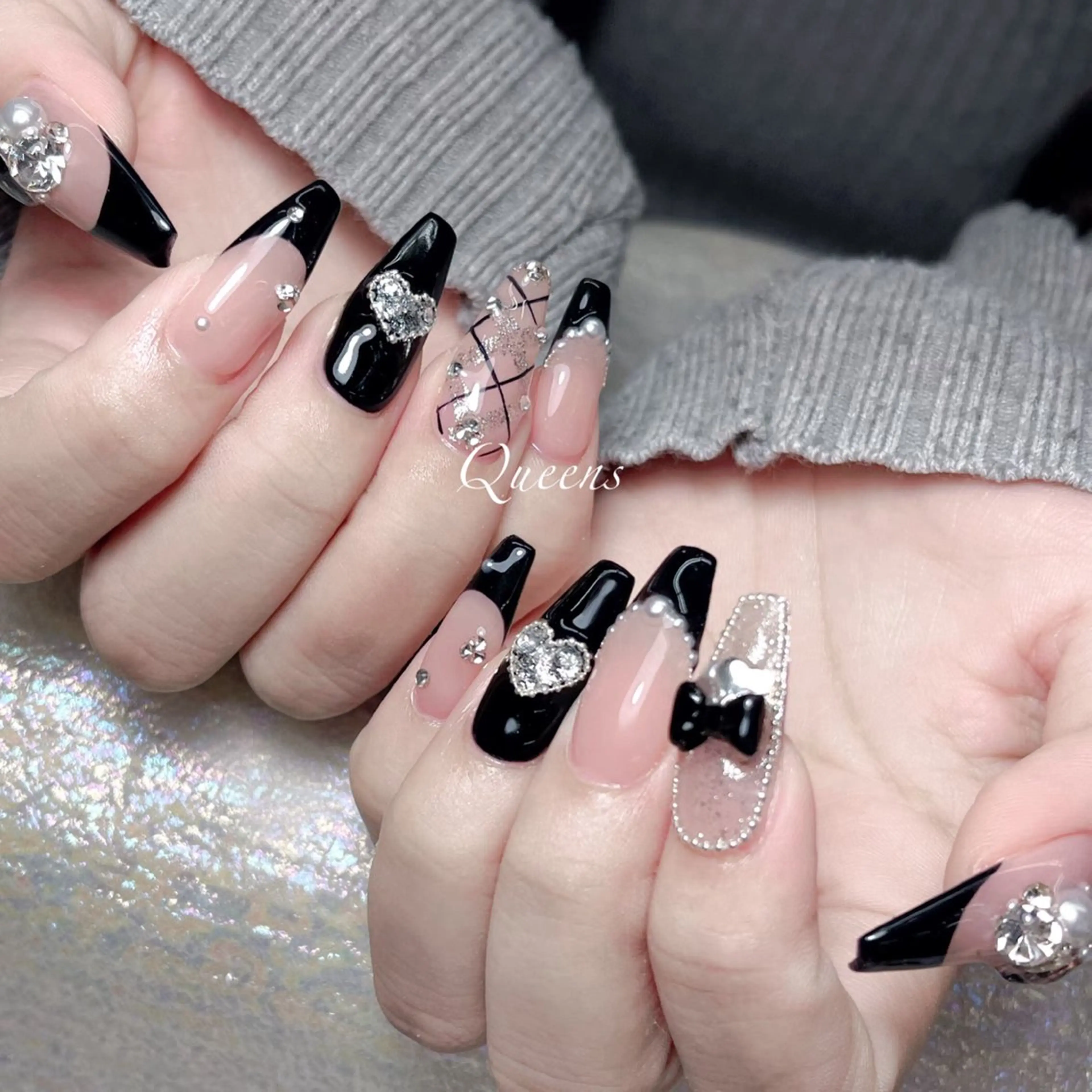 ネイル ハンドネイル Queens ひなのネイルデザイン