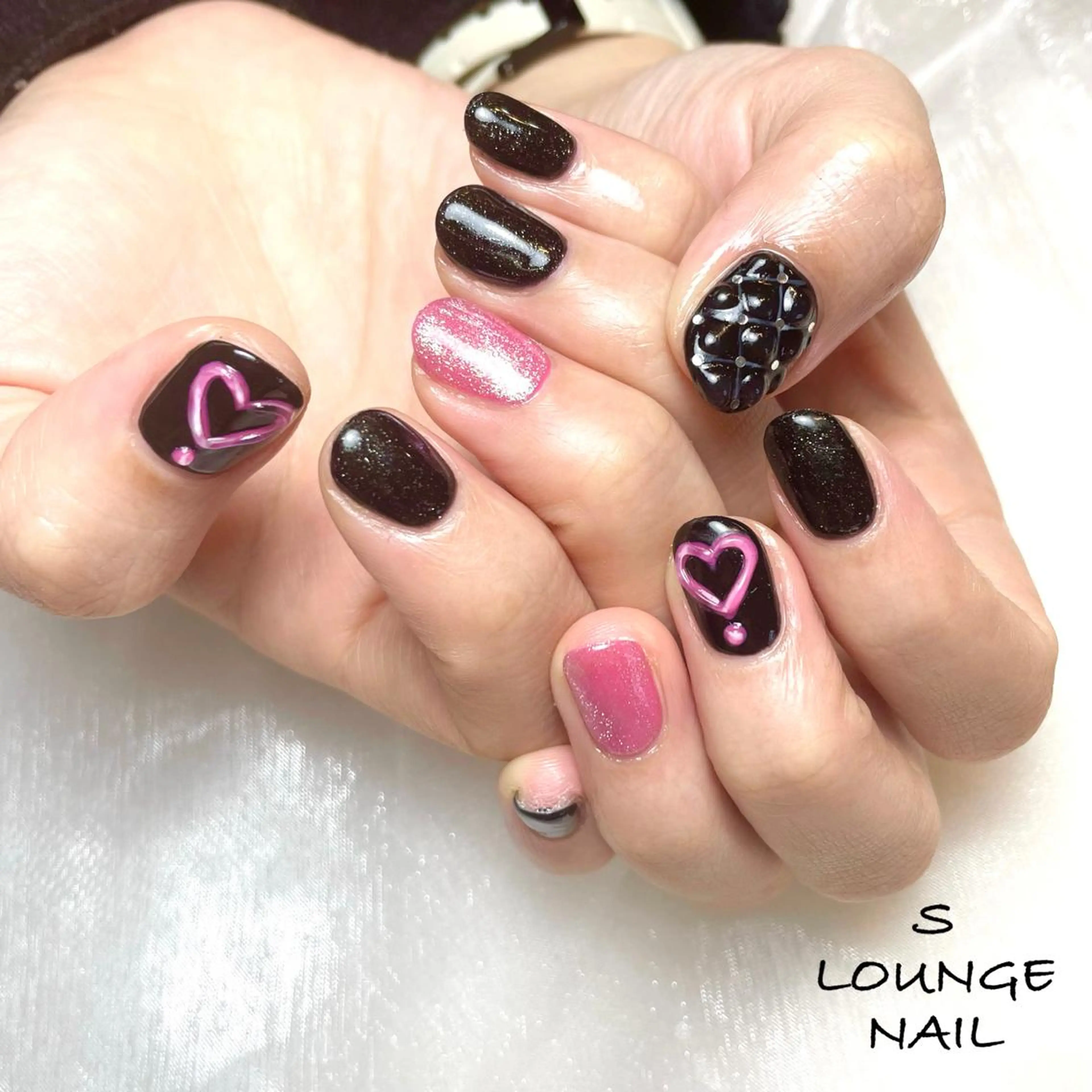 ネイル ハート ハンドネイル フットネイル S LOUNGE NAIL所属・パーツたくさん🍓 SUMIのネイルデザイン