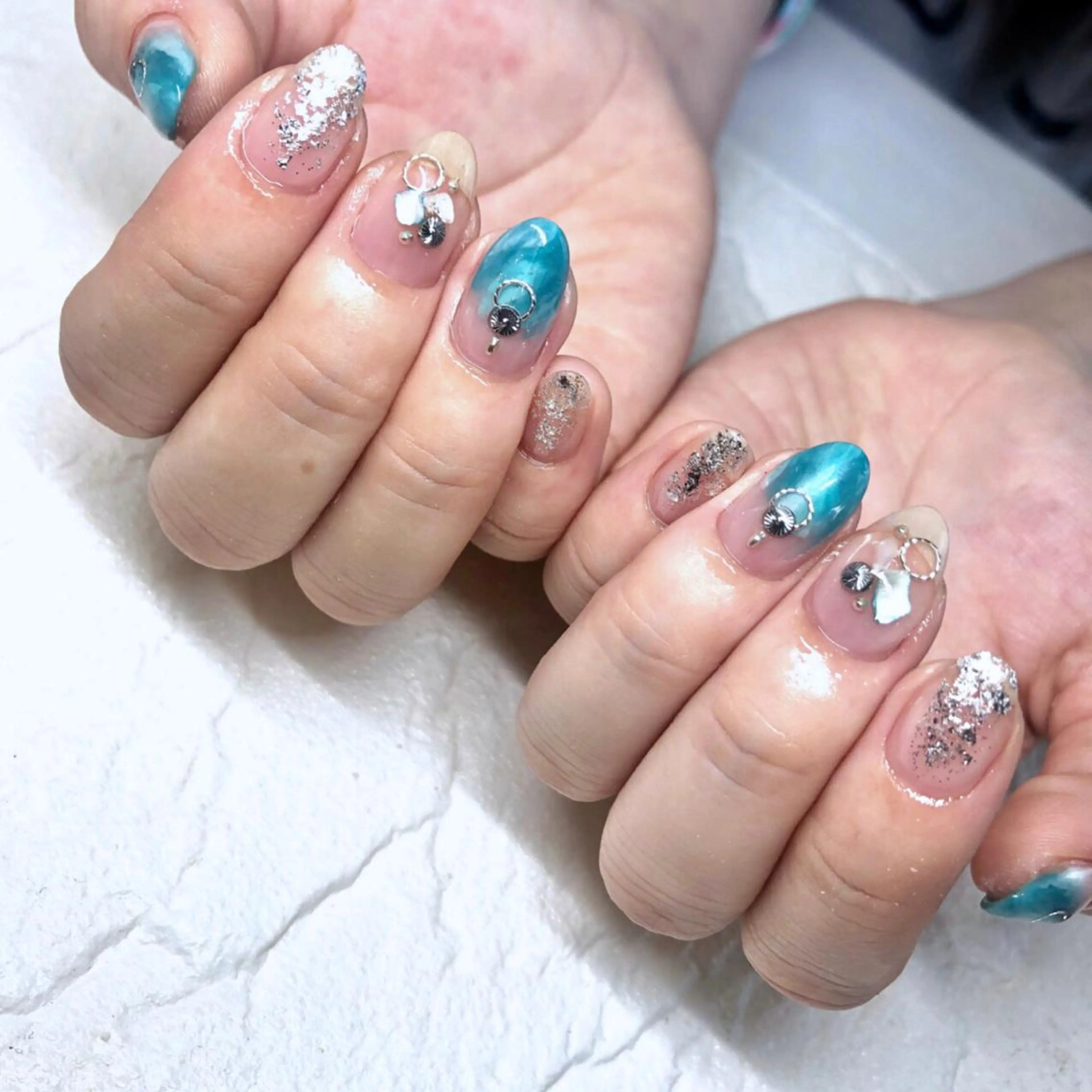 ネイル ハンドネイル クレアトゥール華 都賀店所属・三橋 結菜のネイルデザイン