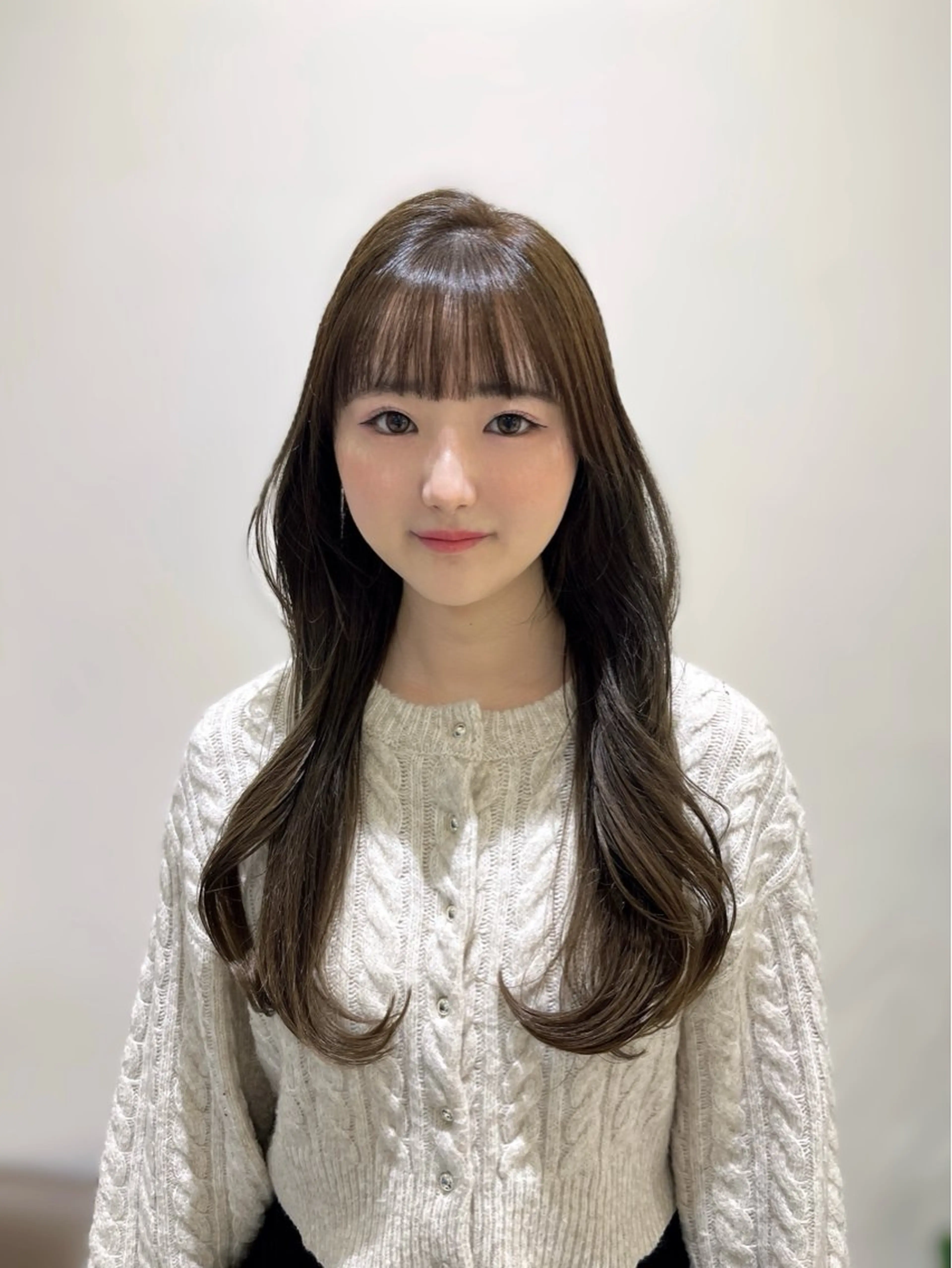 【平日昼限定🥣】艶カラー＋オージュア1stトリートメントの写真