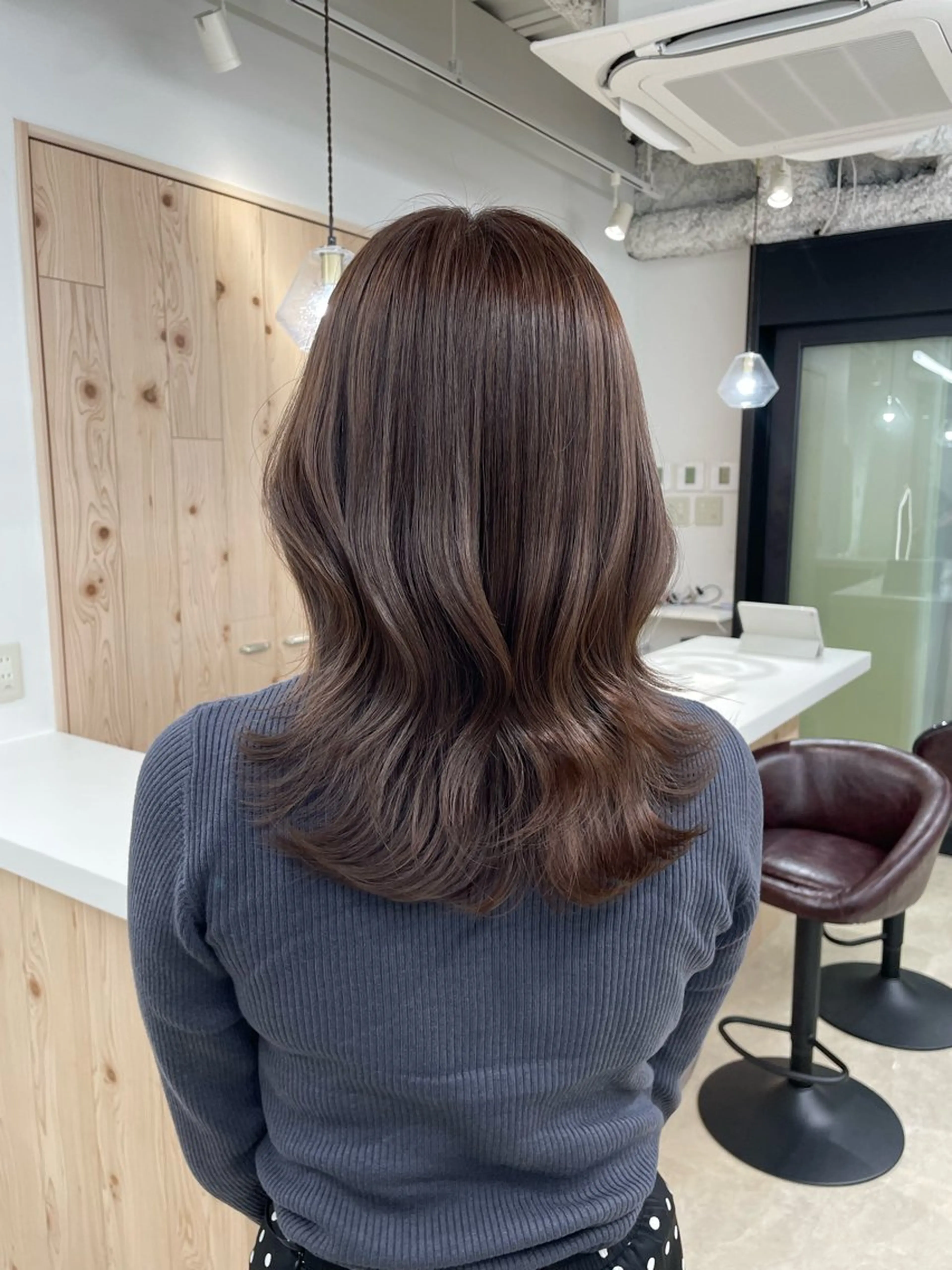 ミディアム カラー カット ヘアカラー トリートメント ヘアセット 新宿/韓国ヘア/ 髪質改善ストレートのヘアスタイル