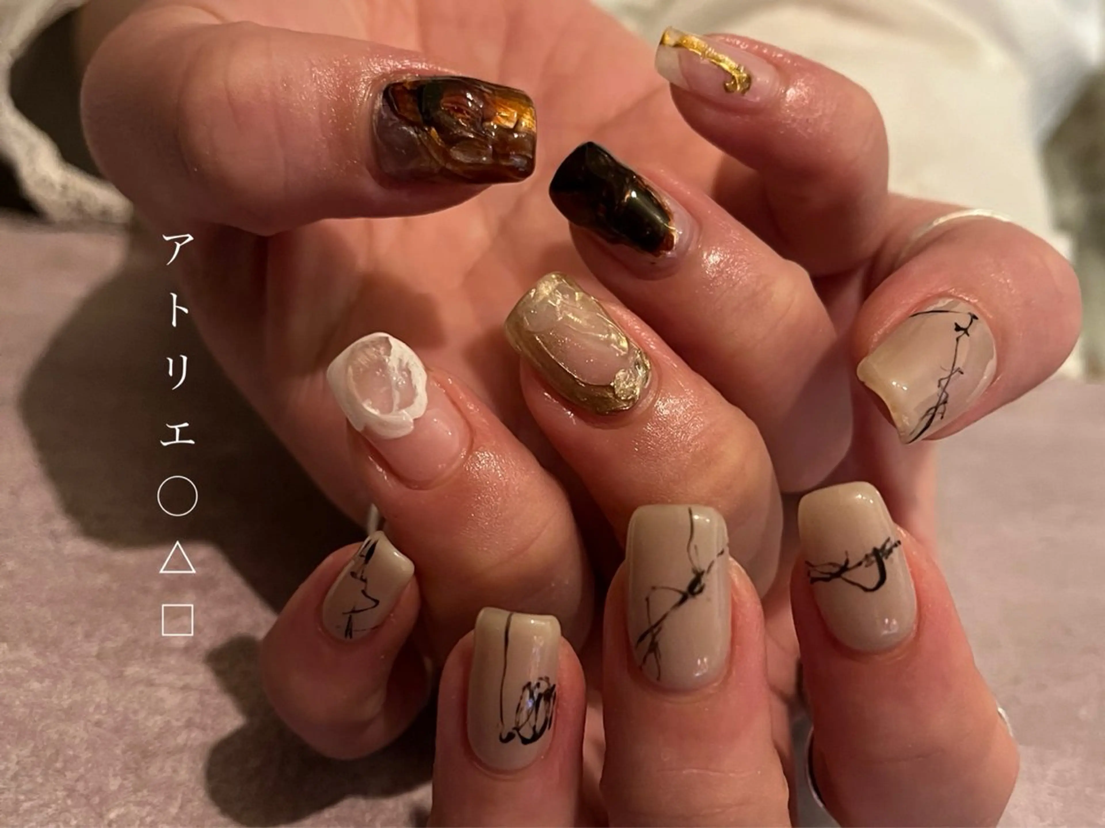 ネイル ハンドネイル アトリエ ○△□のネイルデザイン