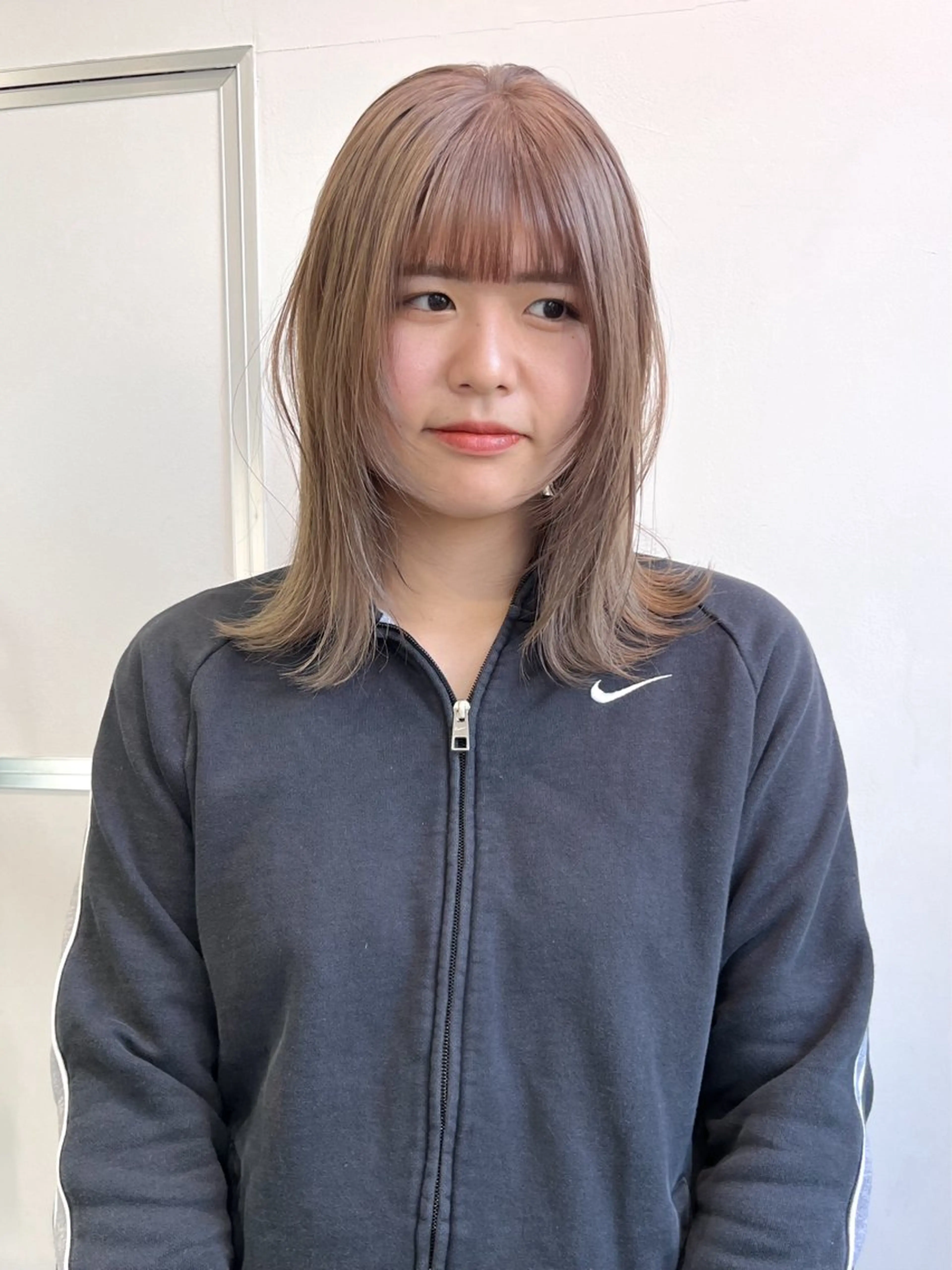 ミディアム カラー あ あのヘアスタイル