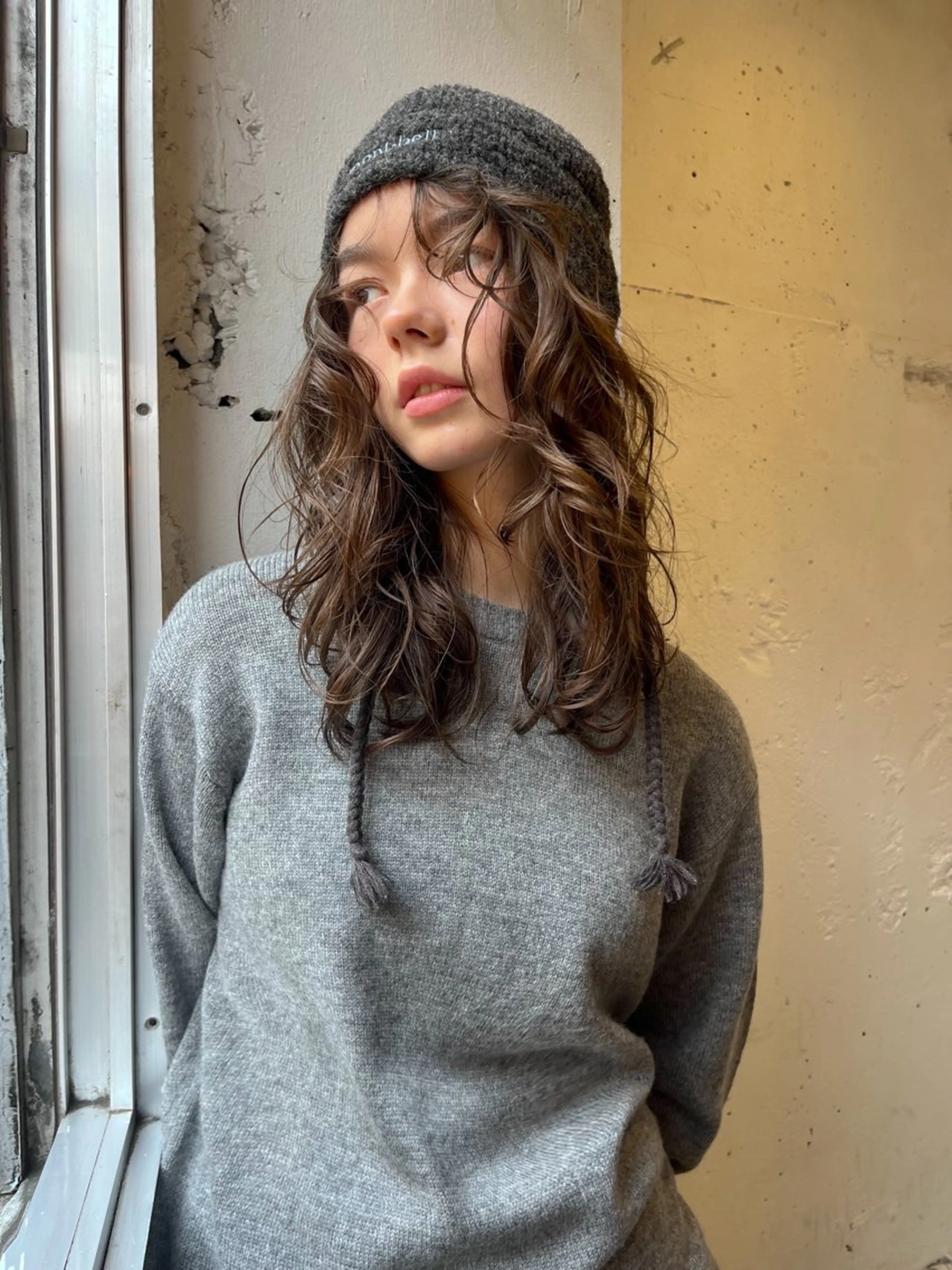 ミディアム パーマ ✴︎UNU ✴︎モエカのヘアスタイル