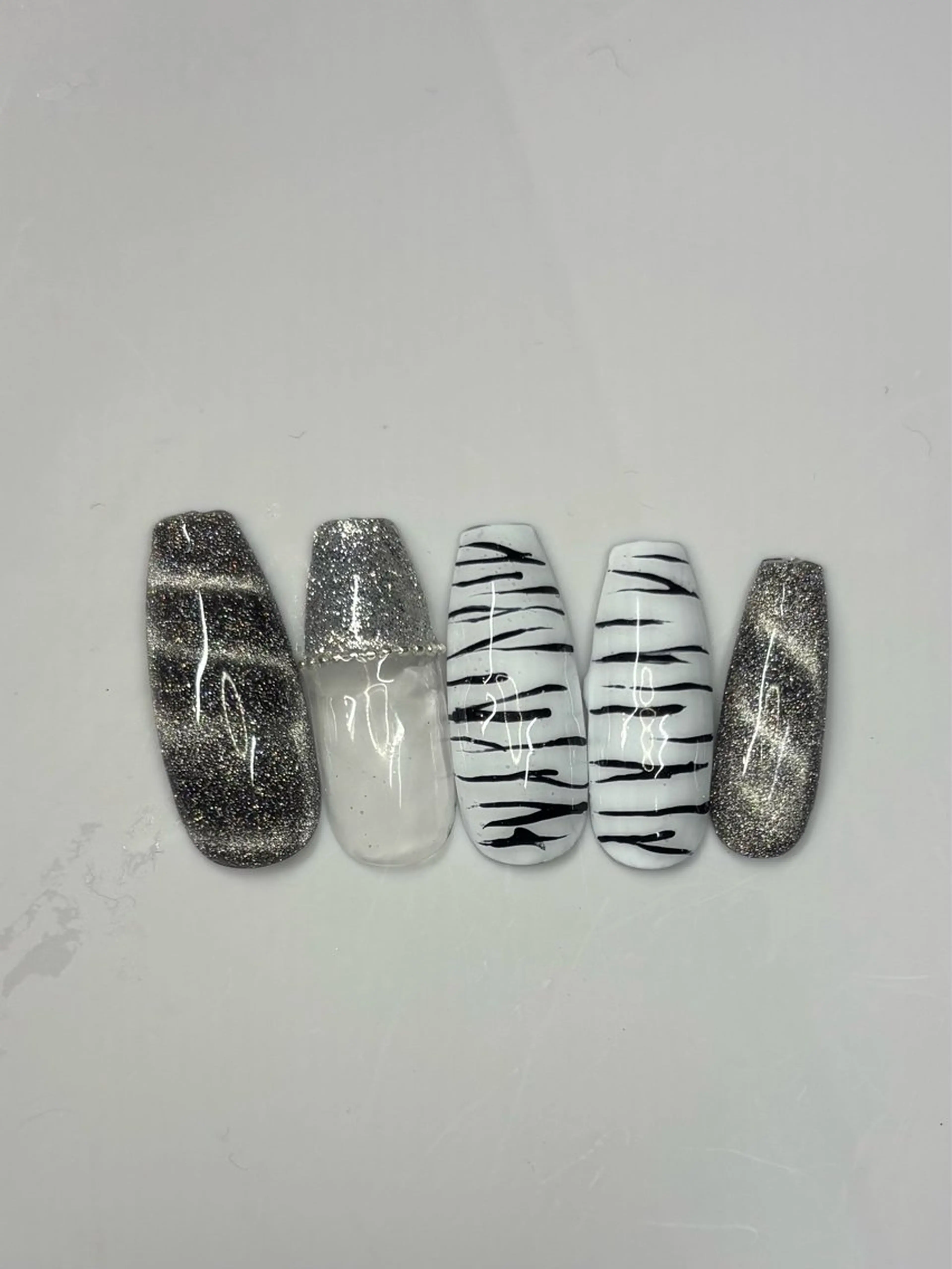 ネイル Oo.所属・平山 ゆかのマツエク・マツパデザイン