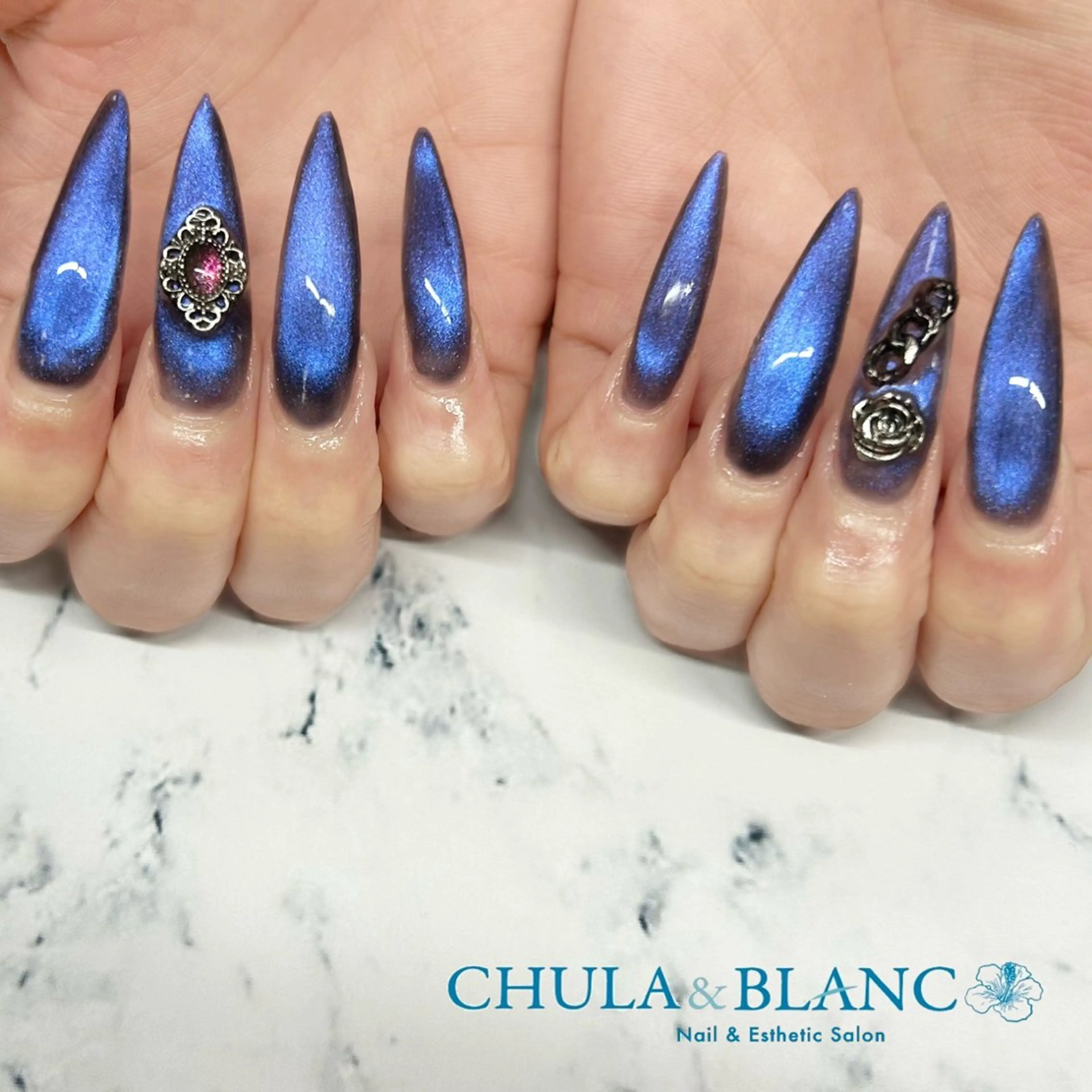 ネイル CHULA& BLANCのネイルデザイン