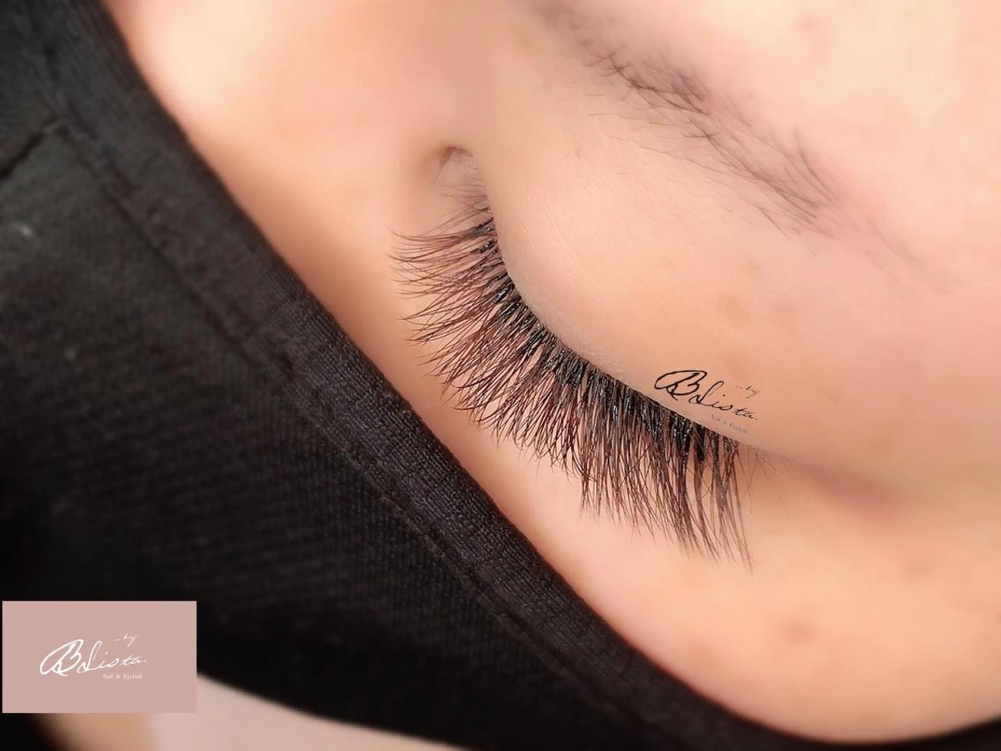 マツエク・マツパ カラーマツエク ボリュームラッシュ BLista. Mayのマツエク・マツパデザイン