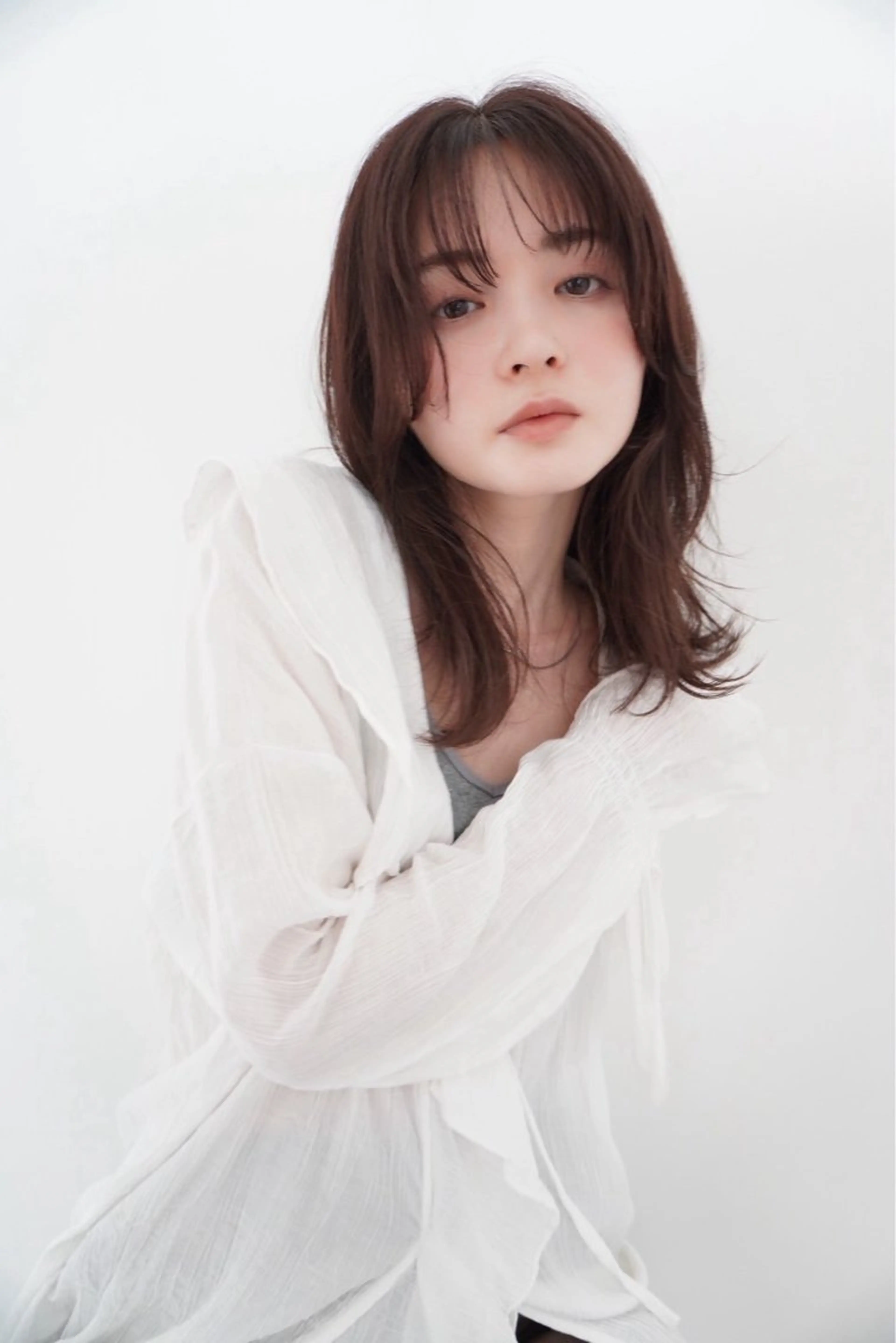 セミロング レイヤーカット 外ハネヘア SHEA.所属・表参道SHEA Am i／レイヤーカットのヘアスタイル