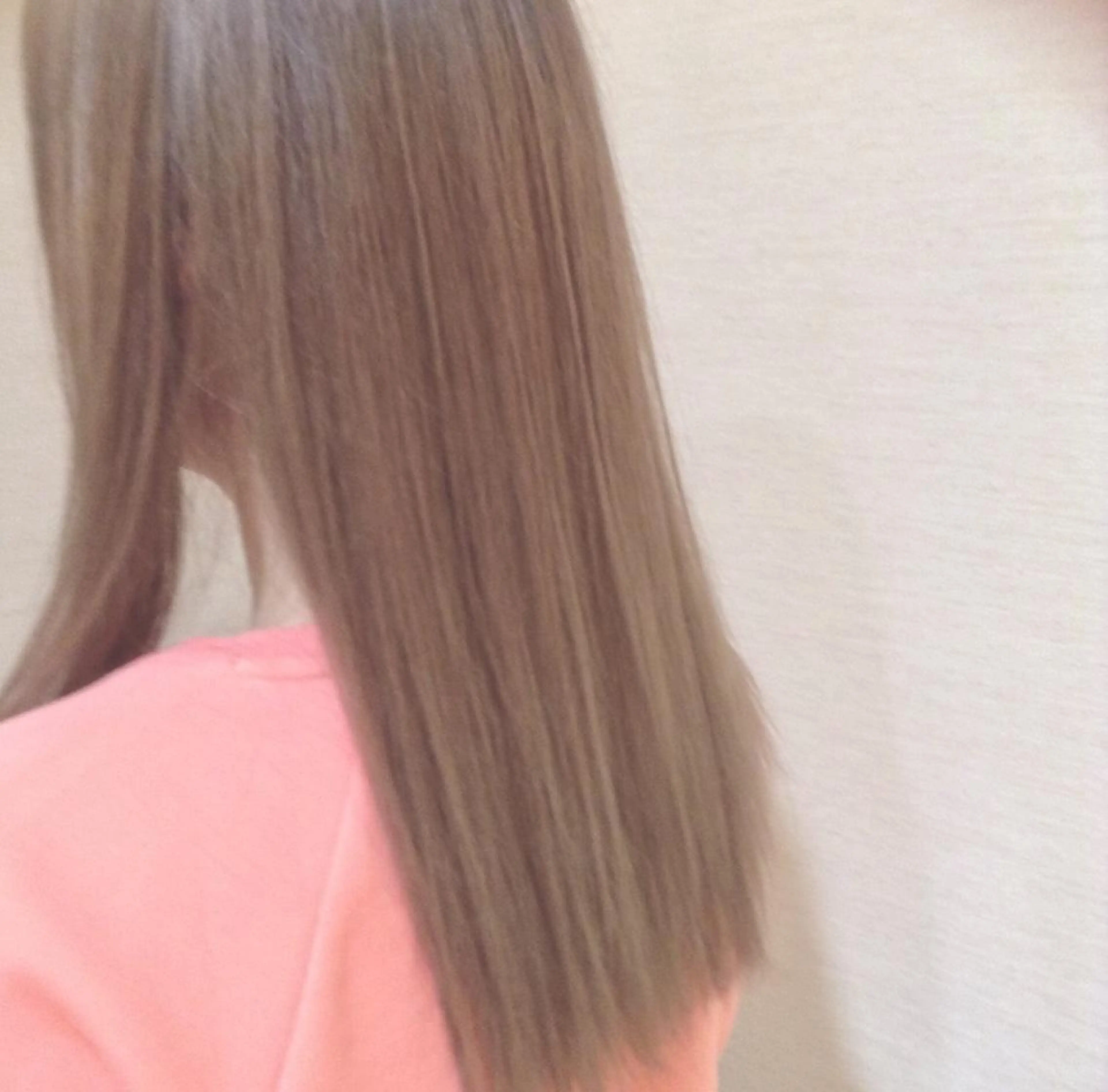 ロング ブリーチなしダブル/ レイヤーカット 小棹のヘアスタイル