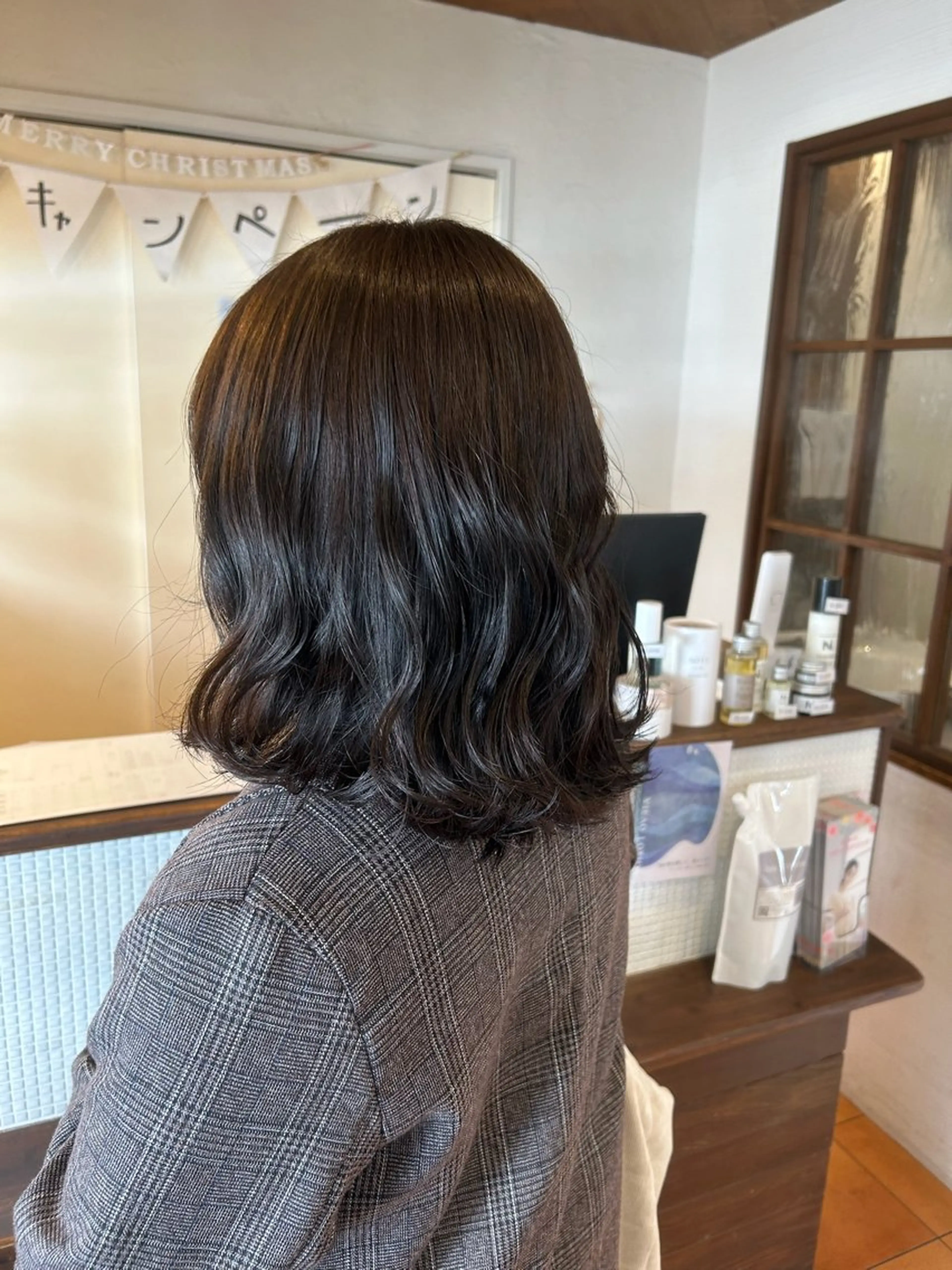 ミディアム カラー ブラウンカラー ダークブラウン カット ヘアカラー 徳 永のヘアスタイル