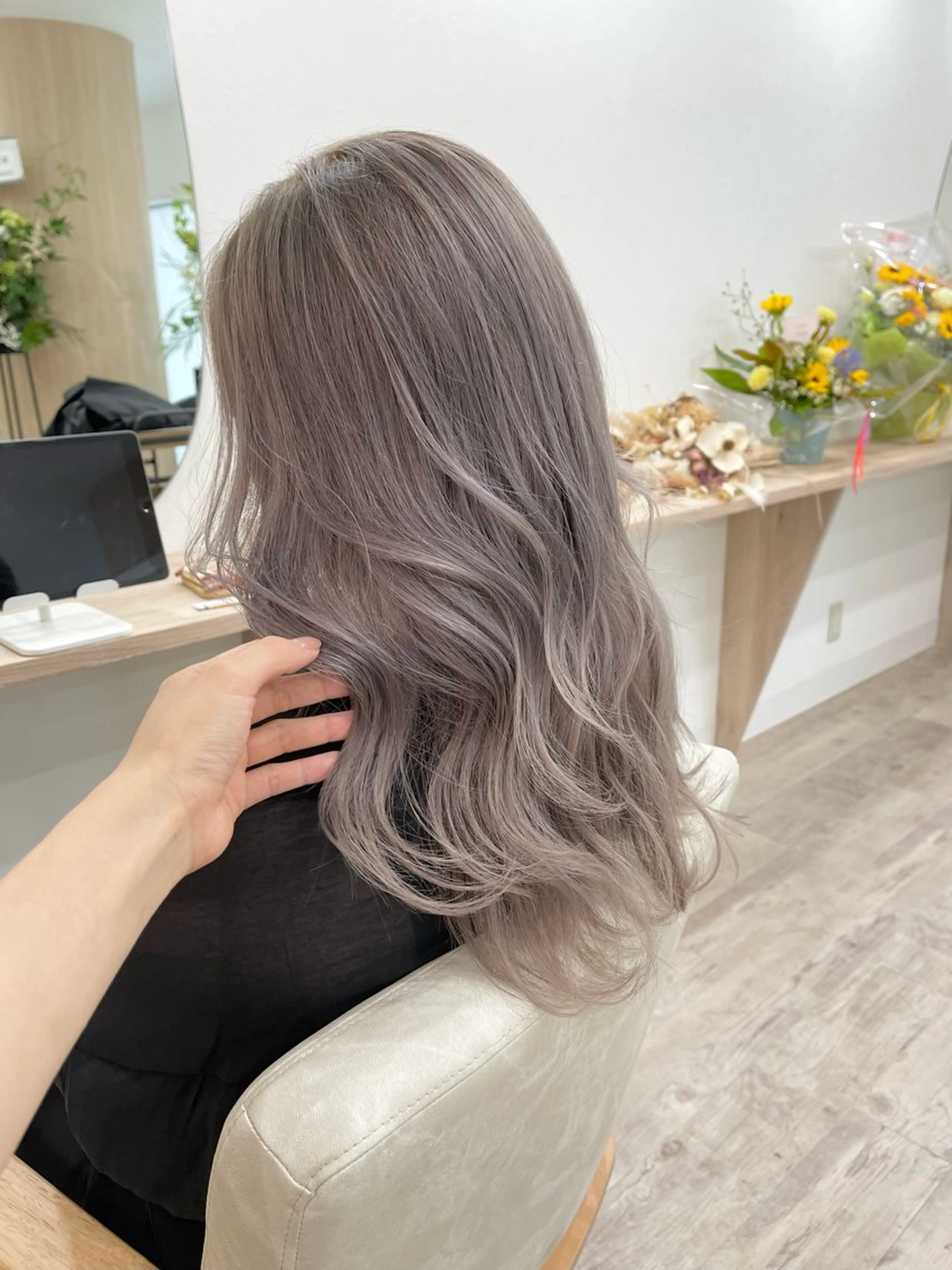 ロング カラー ヘアアレンジ ヘアカラー TOKI mahoのヘアスタイル