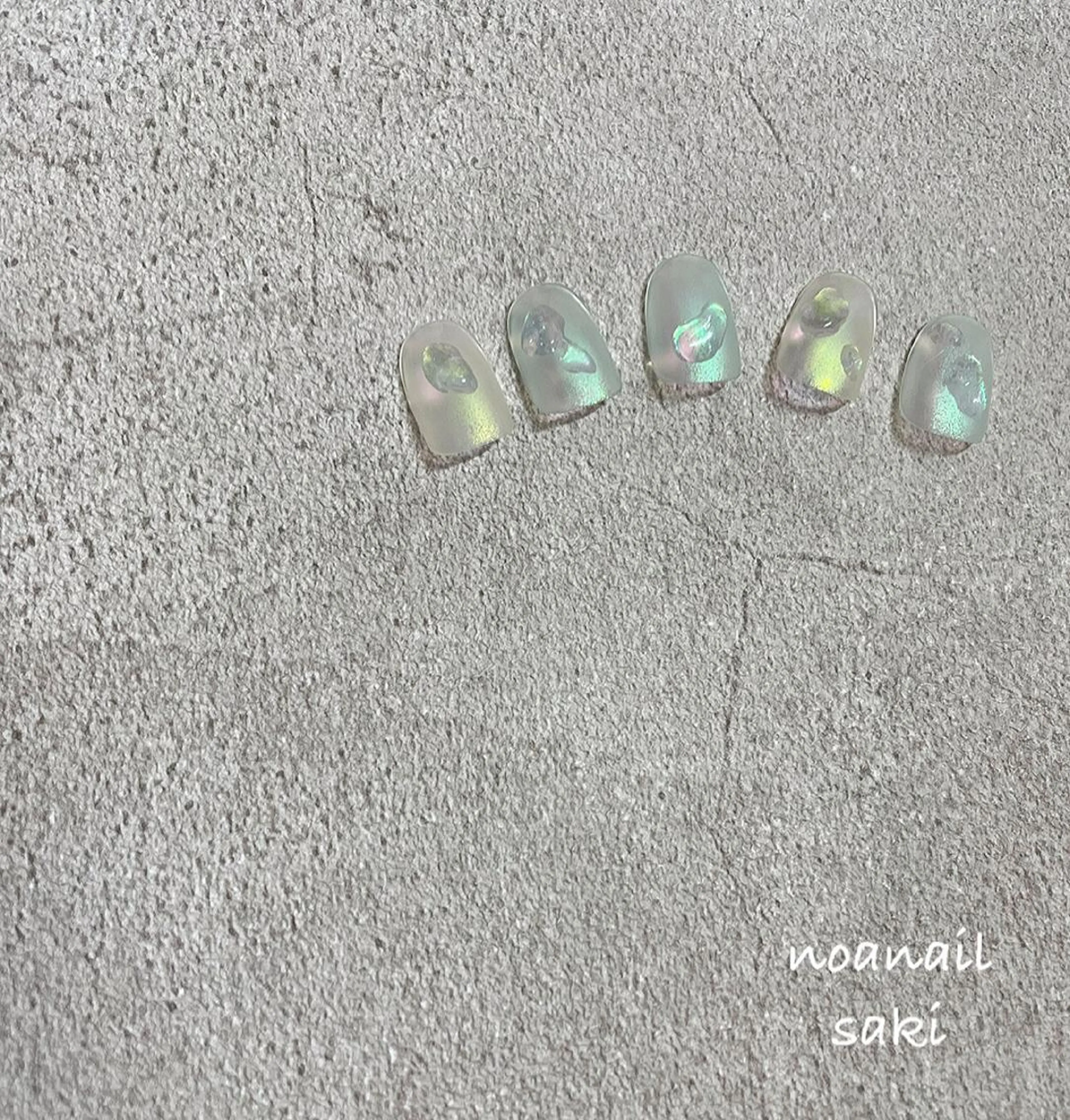 ネイル アートネイル オーロラネイル ジェルネイル 氷ネイル・うるうるネイル ミラーネイル nailsalon noa所属・nailist sakiのネイルデザイン