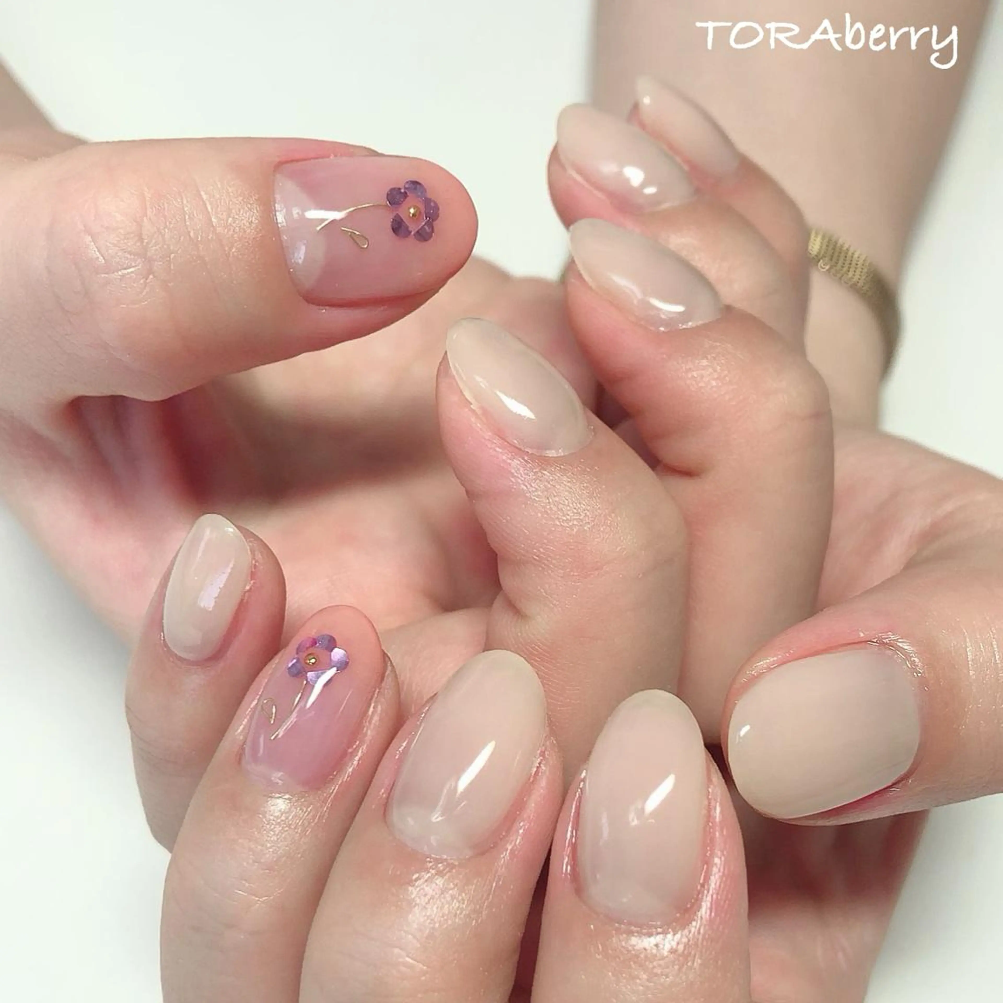 ネイル ハンドネイル ネイリスト なつみのネイルデザイン