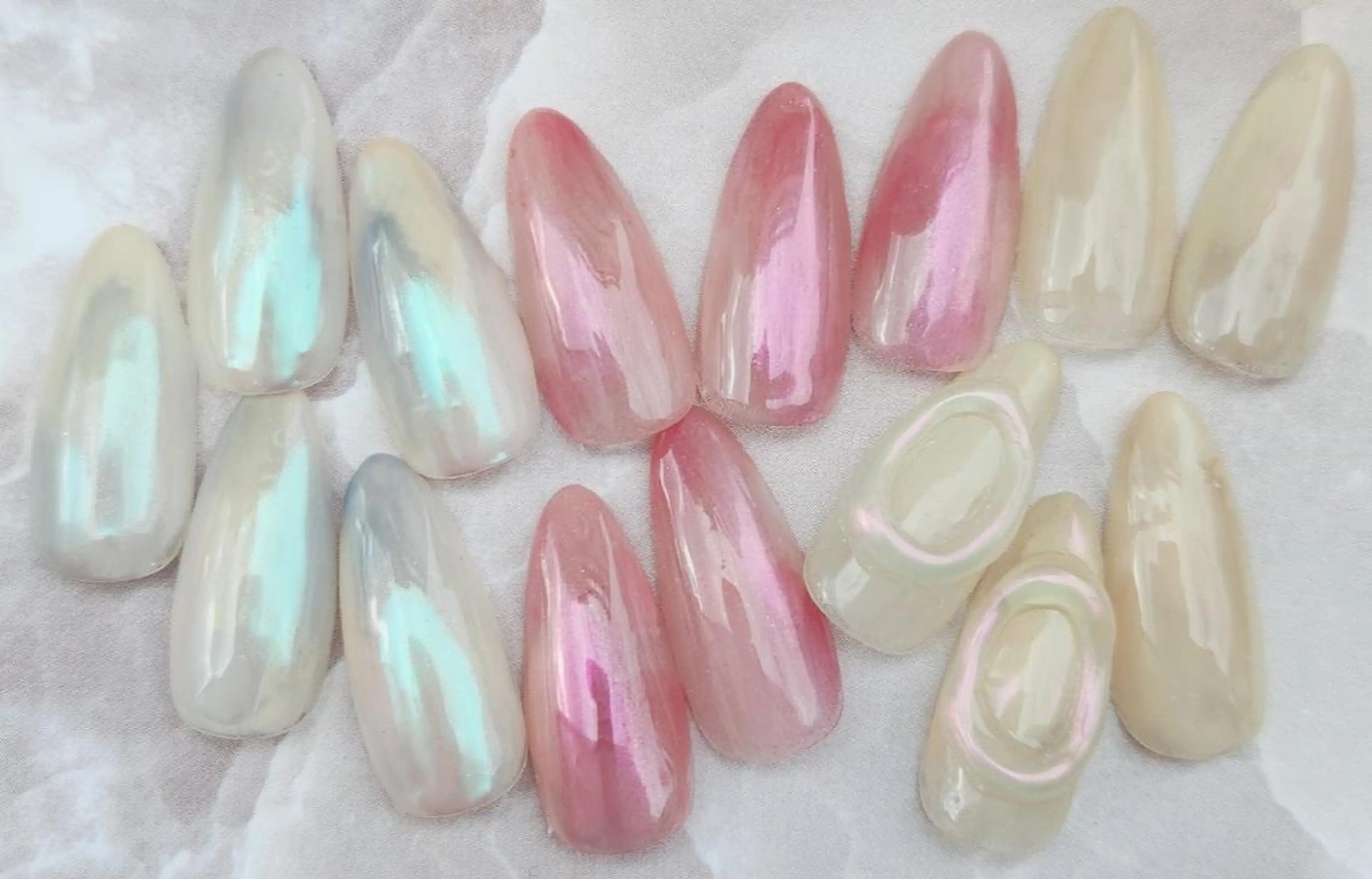 ネイル FIRST 姪浜 Jrネイリスト　aiのネイルデザイン