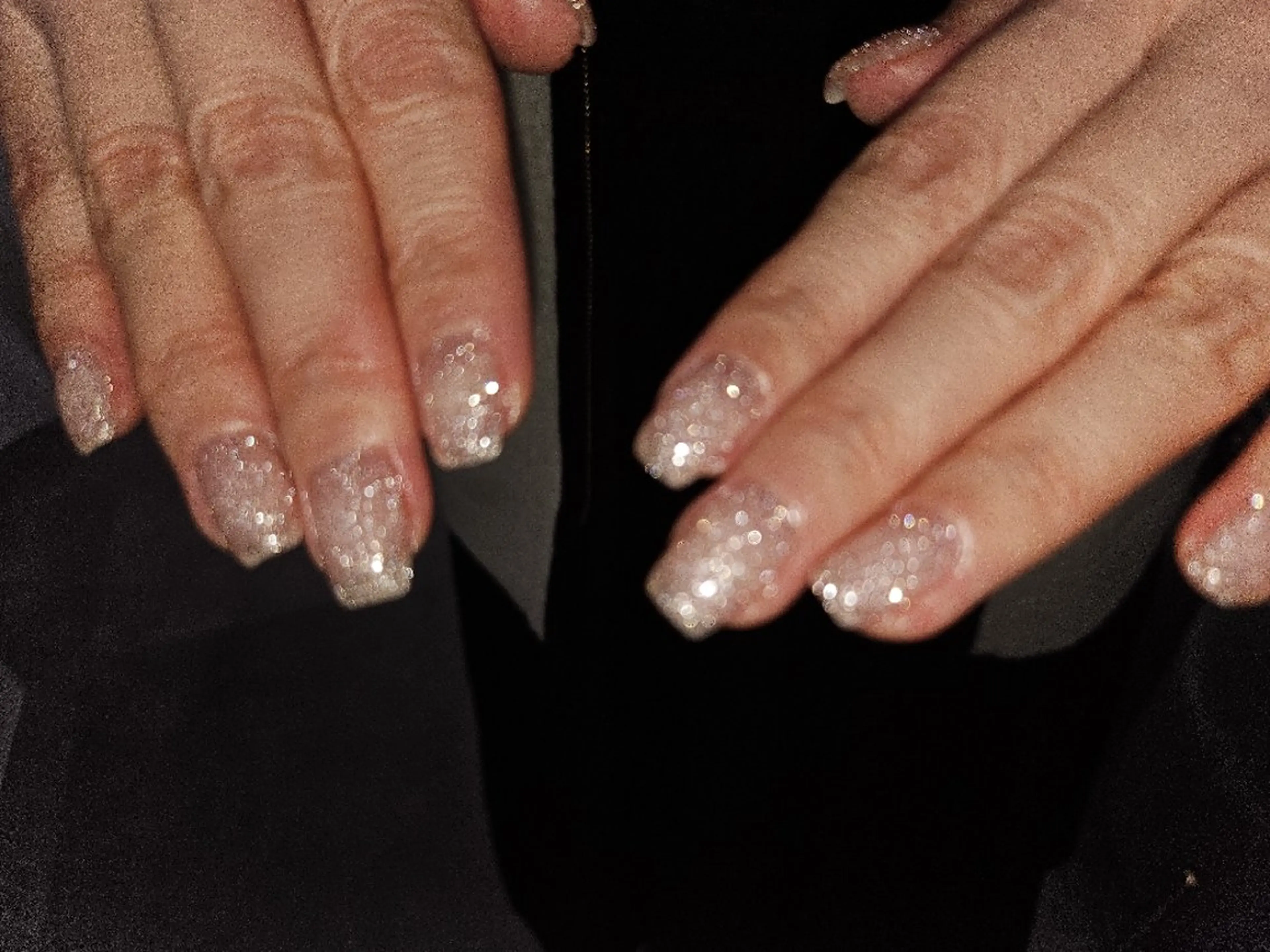 ネイル フラッシュネイル ジェルネイル キラキラネイル ワンカラーネイル パラジェル ハンドネイル puku nail 🌼kazu🌼のネイルデザイン