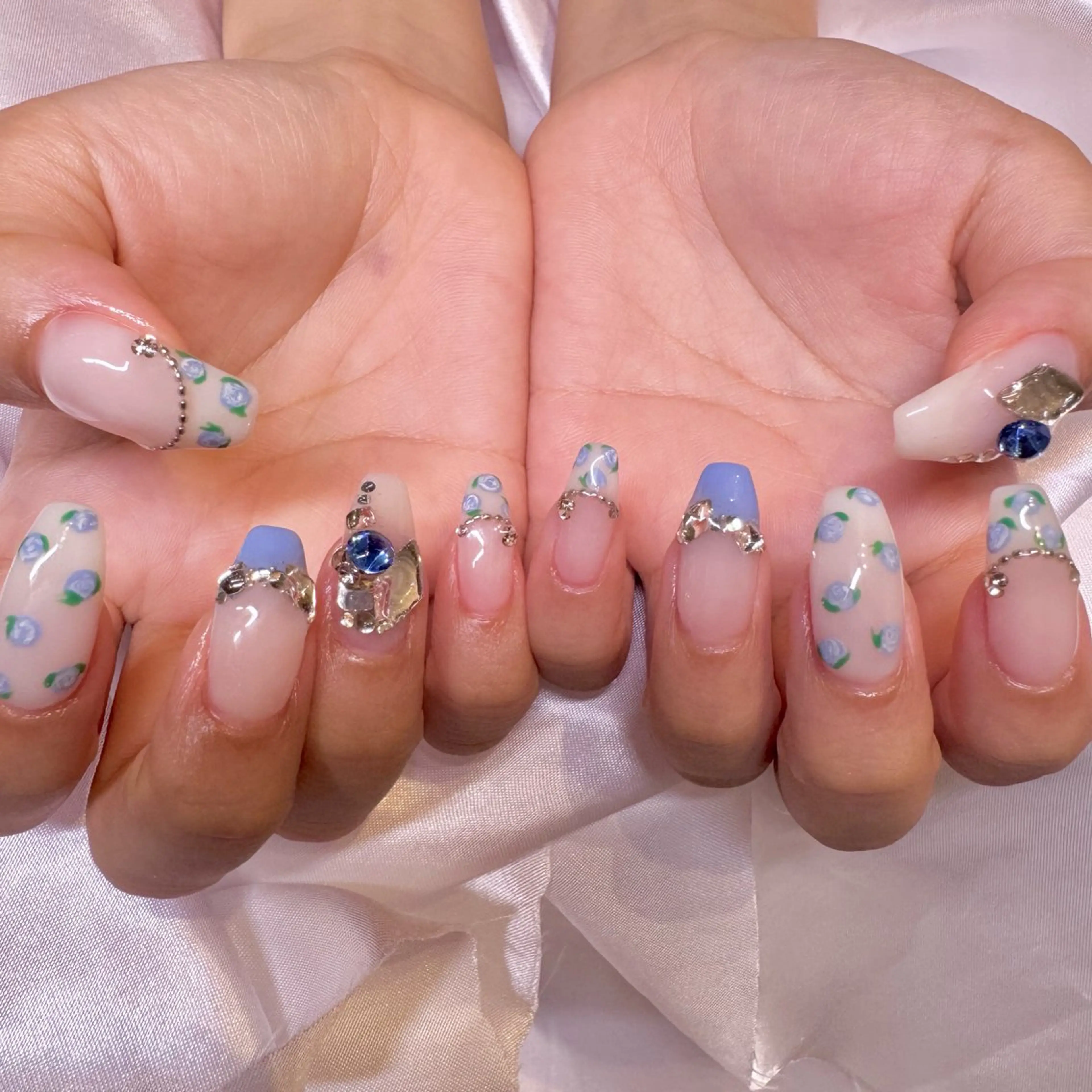 ネイル ハンドネイル nail salon e'mu💐のネイルデザイン