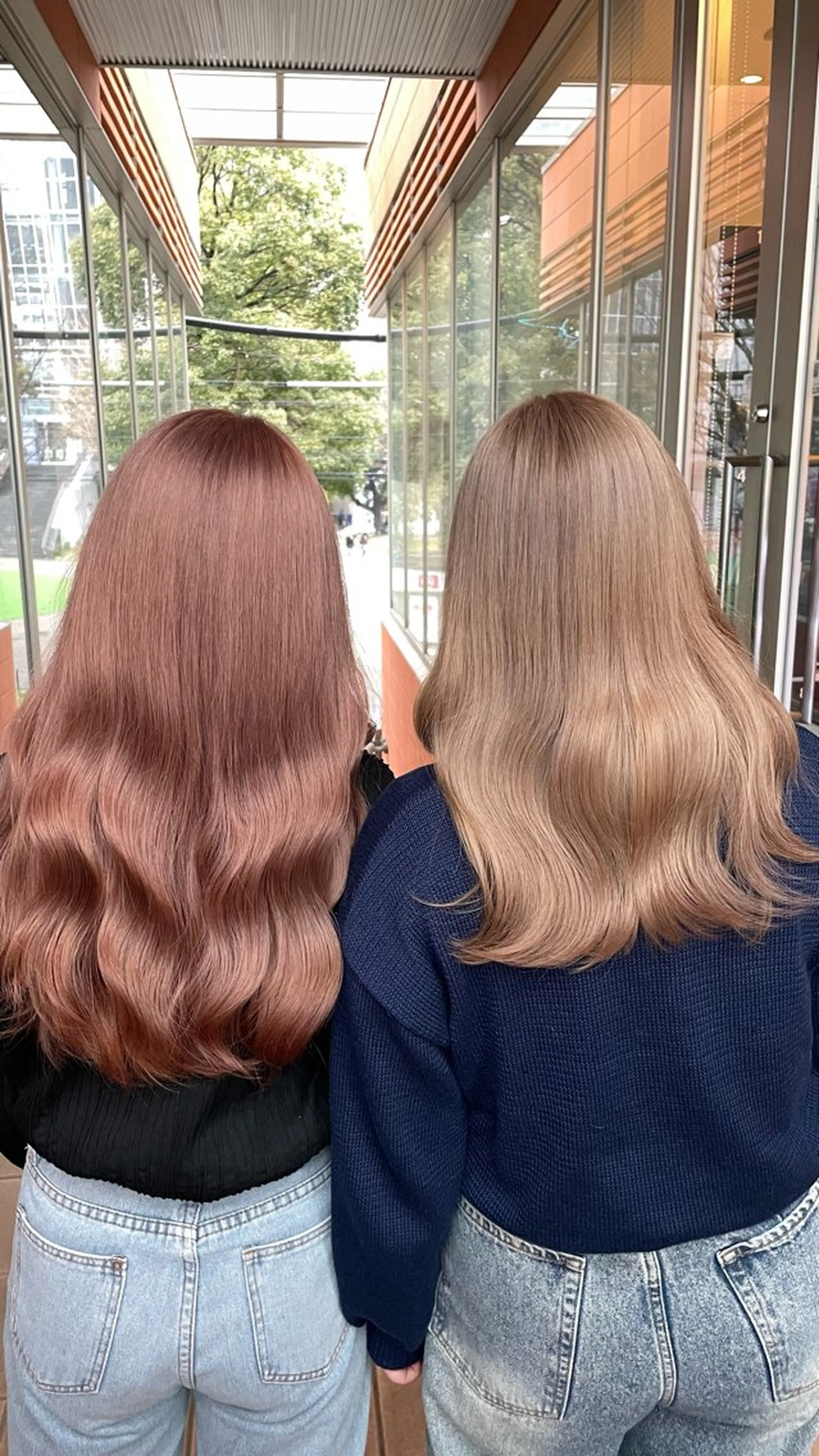 ロング カラー ヘアカラー トリートメント ブリーチ/髪質改善/ ハイトーン/暖色のヘアスタイル