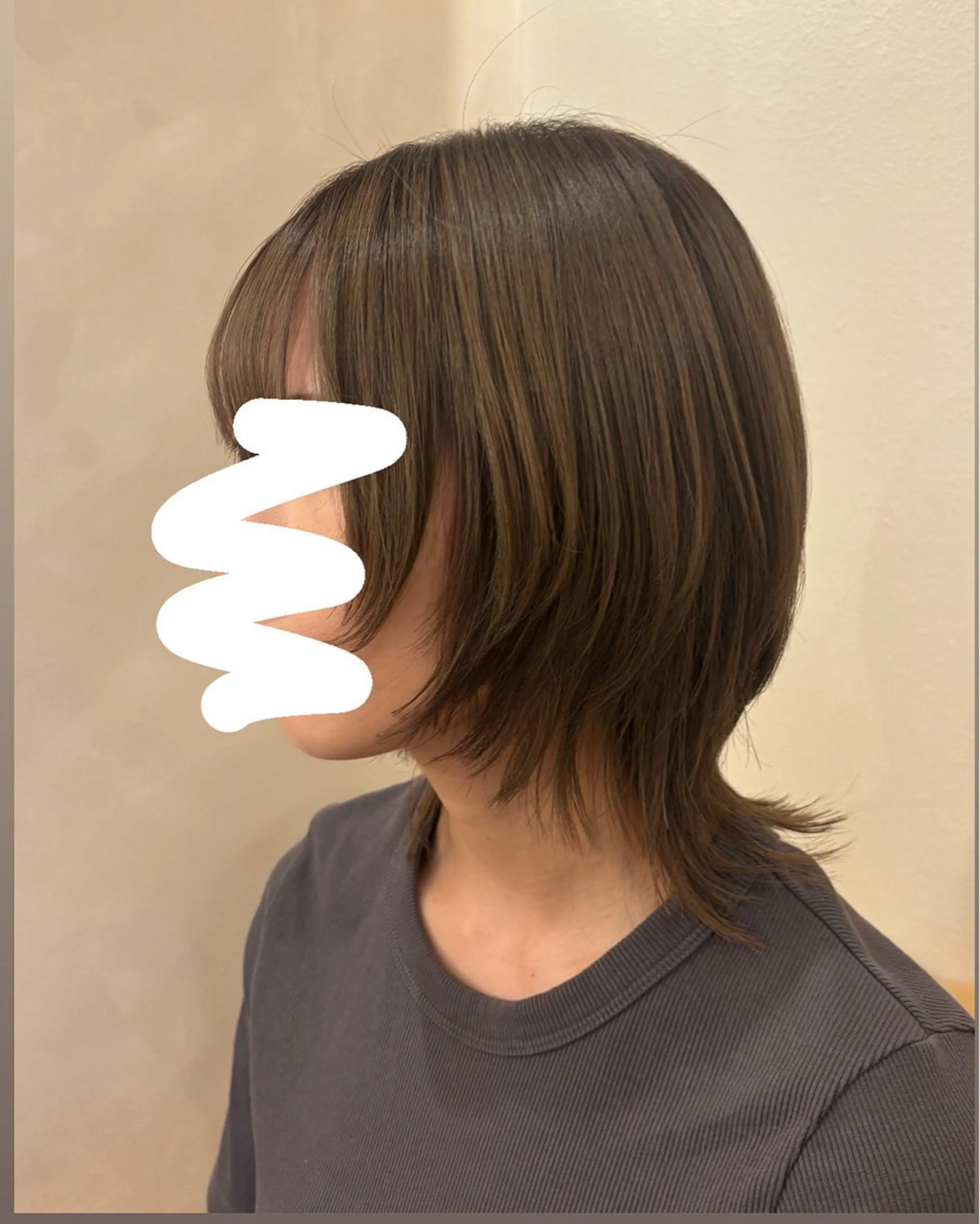 ミディアム ウルフカット シンバヒナノ/パーマ レイヤーカット/ボブのヘアスタイル