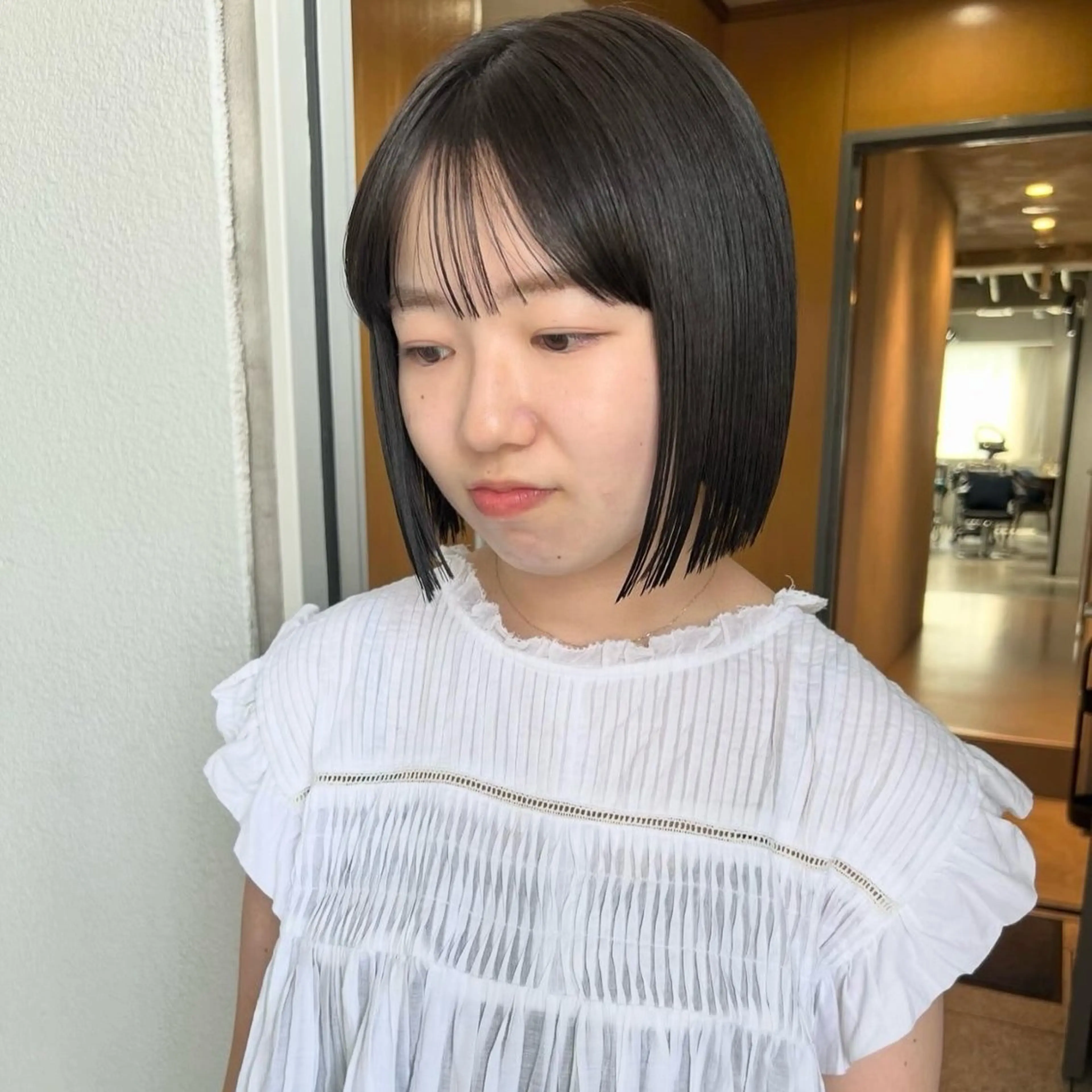 ショート カラー カット ヘアカラー トリートメント akane/ベージュ /オリーブ/ブラウンのヘアスタイル