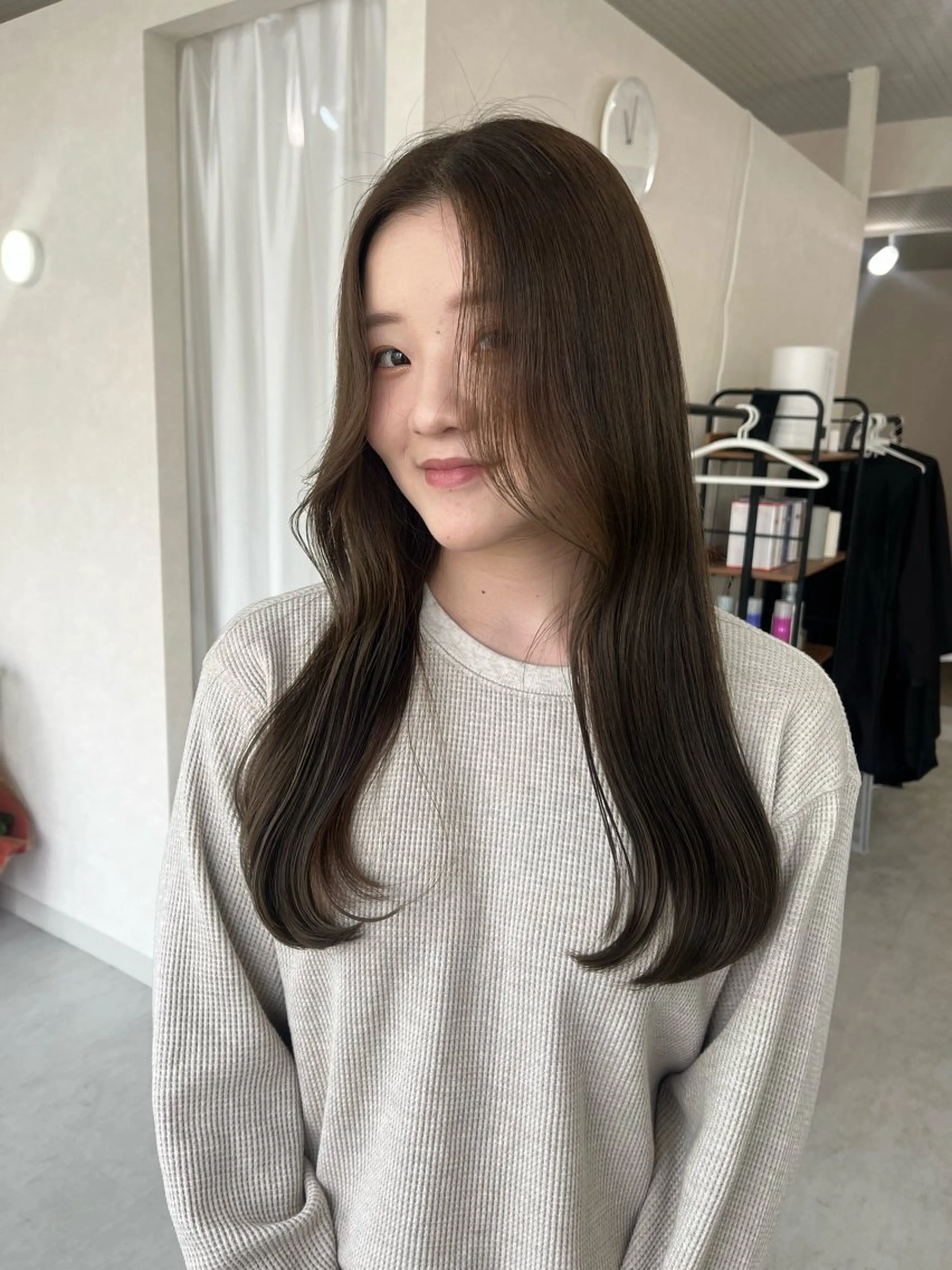 ロング カラー くびれヘア カット ヘアカラー トリートメント mir所属・長山 茉白のヘアスタイル