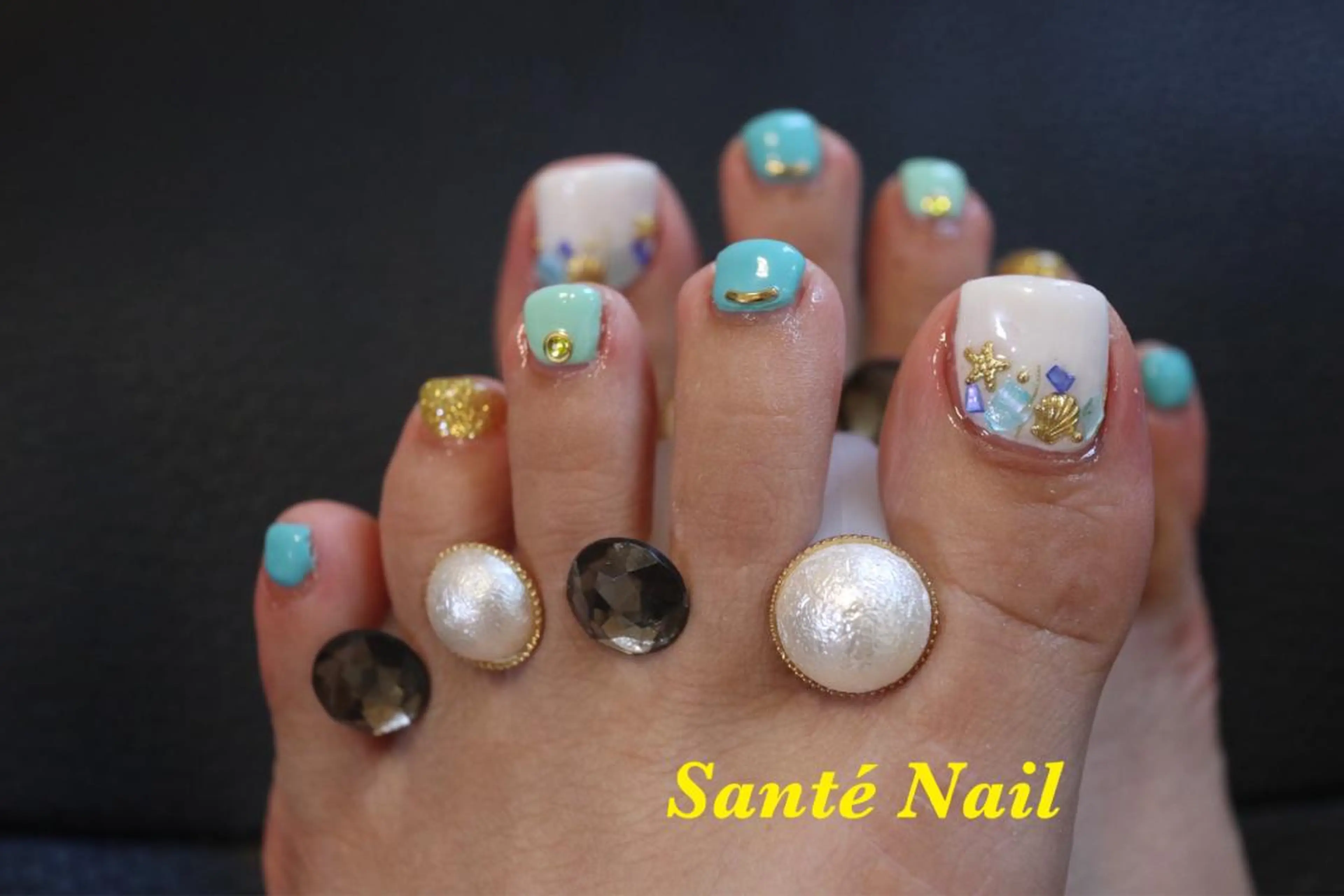 ネイル フットネイル SantéNail SAYAKAのネイルデザイン