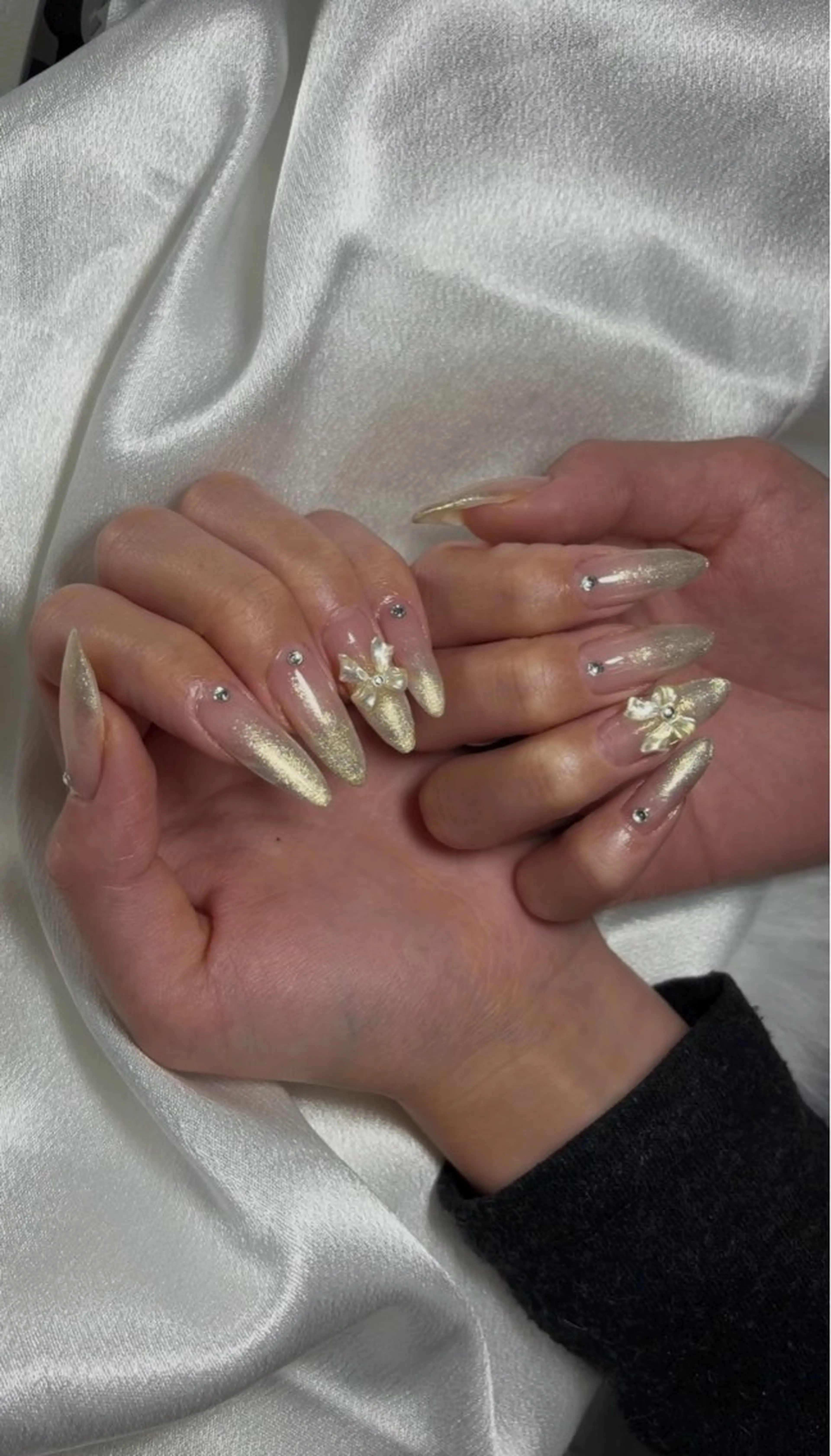 ネイル ハンドネイル 吉田 彩乃のネイルデザイン