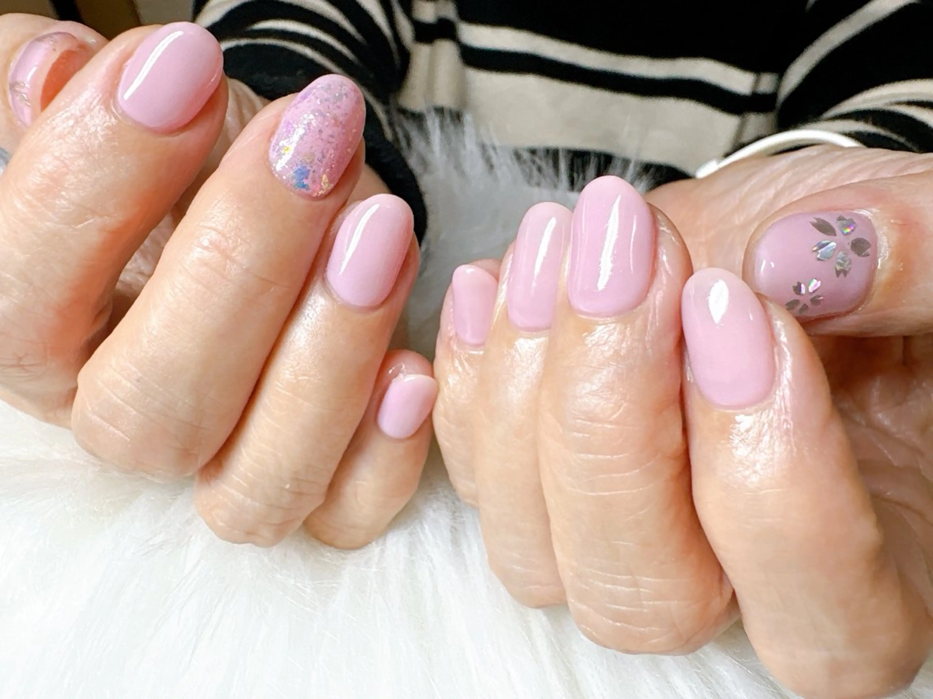 ネイル ECLAT エクラ所属・寺山 千鶴のネイルデザイン