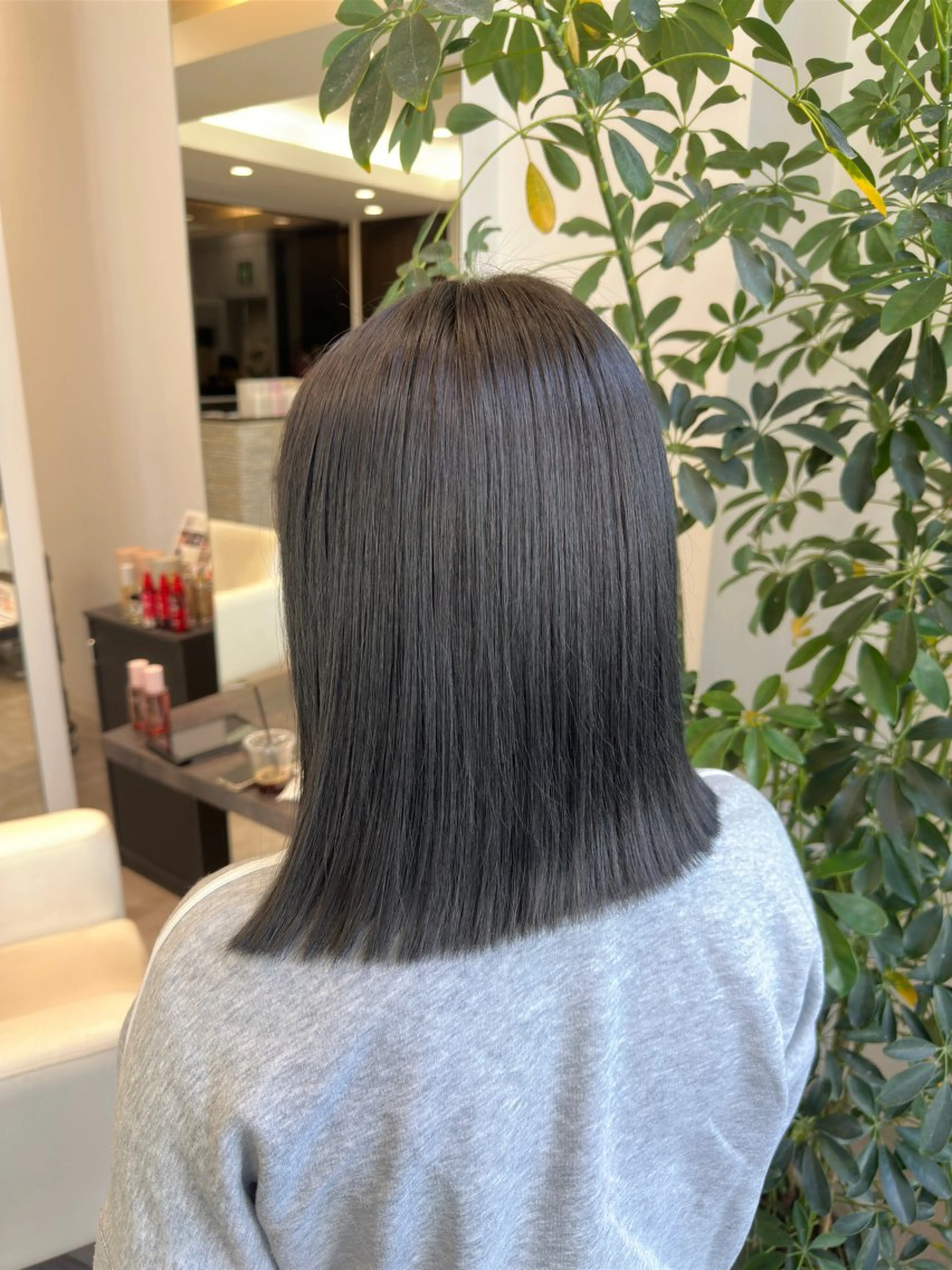 ミディアム カラー カット ヘアカラー トリートメント ✨大人韓国レイヤー ✨吉原 潤✨のヘアスタイル