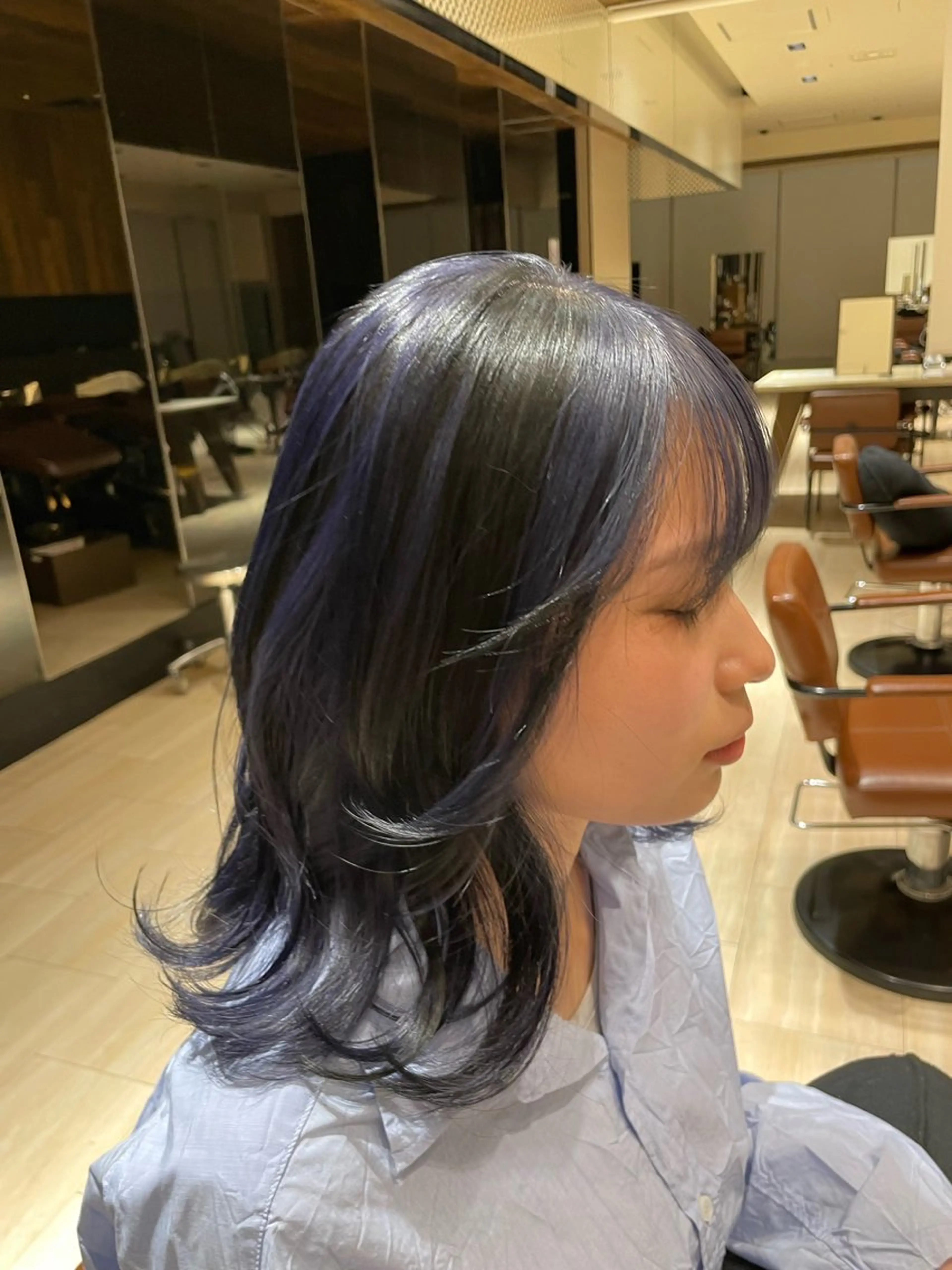 セミロング 艶カラー/アレンジ/ はまぐちうみのヘアスタイル