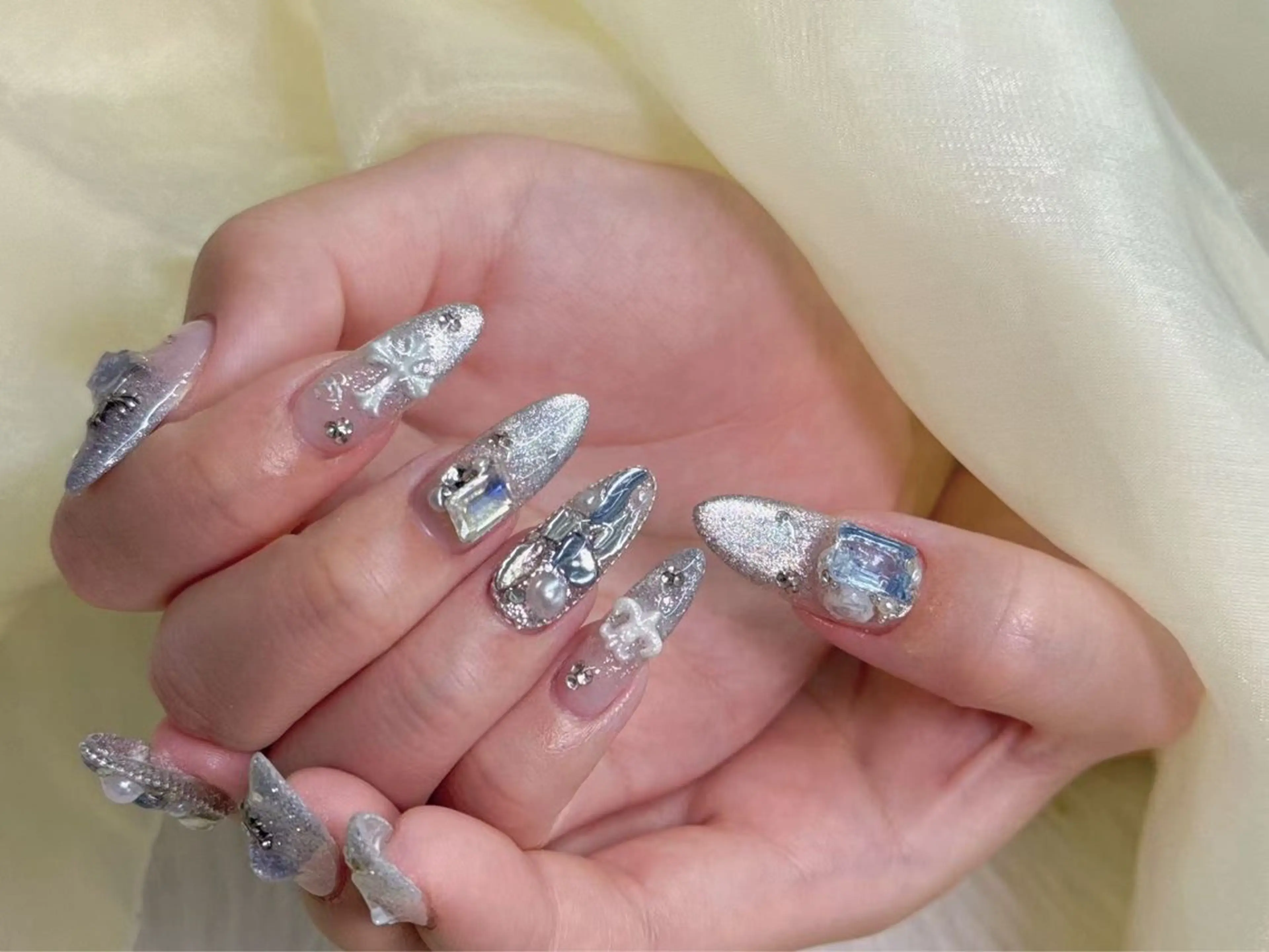 ネイル Glow Nail スカルプ専門店のネイルデザイン