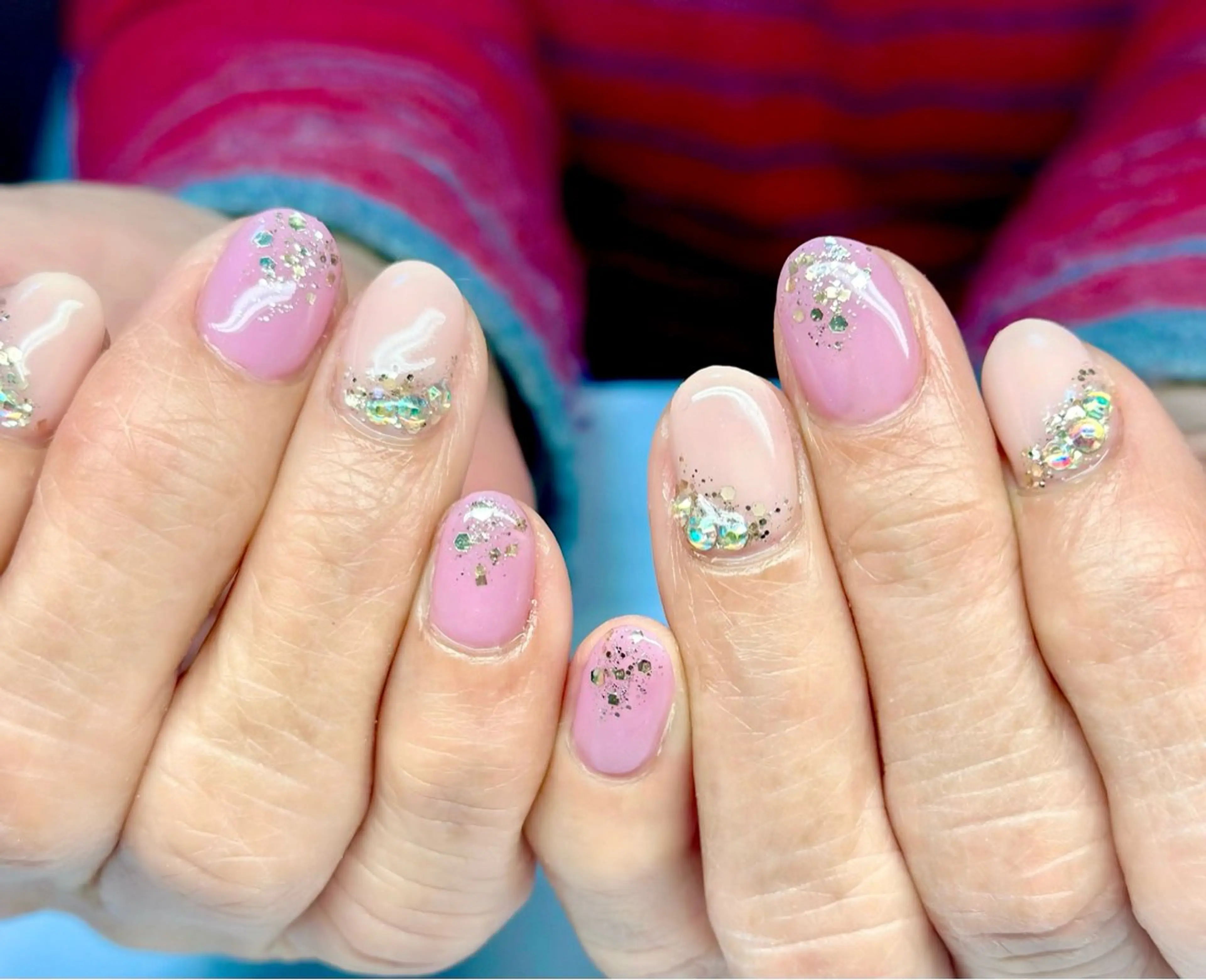 ネイル ラメ(グリッター) ニュアンスネイル リボン 春ネイル M.N_ nailのネイルデザイン