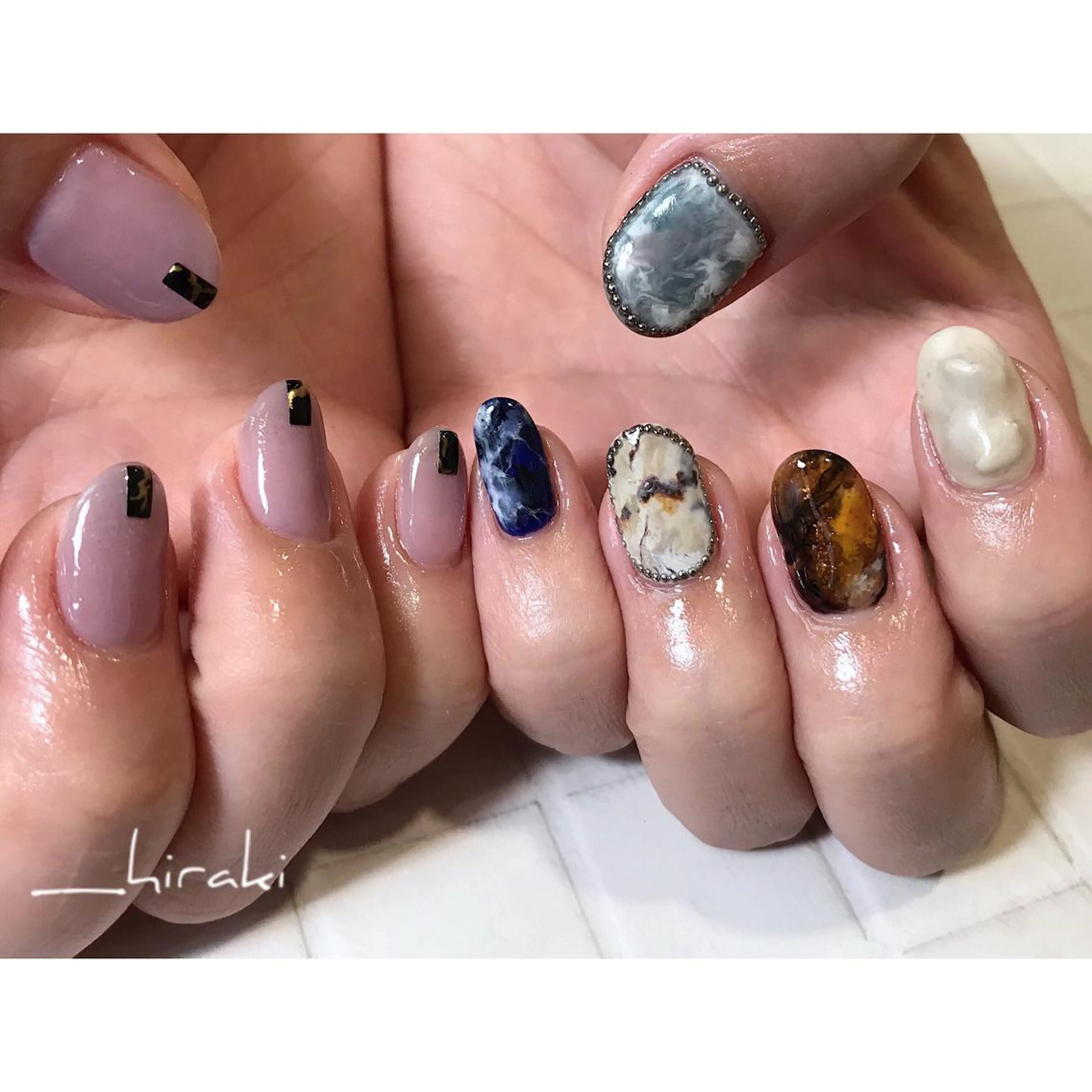 ネイル nail atelier AMBER所属・saori .の眉毛・アイブロウイメージ