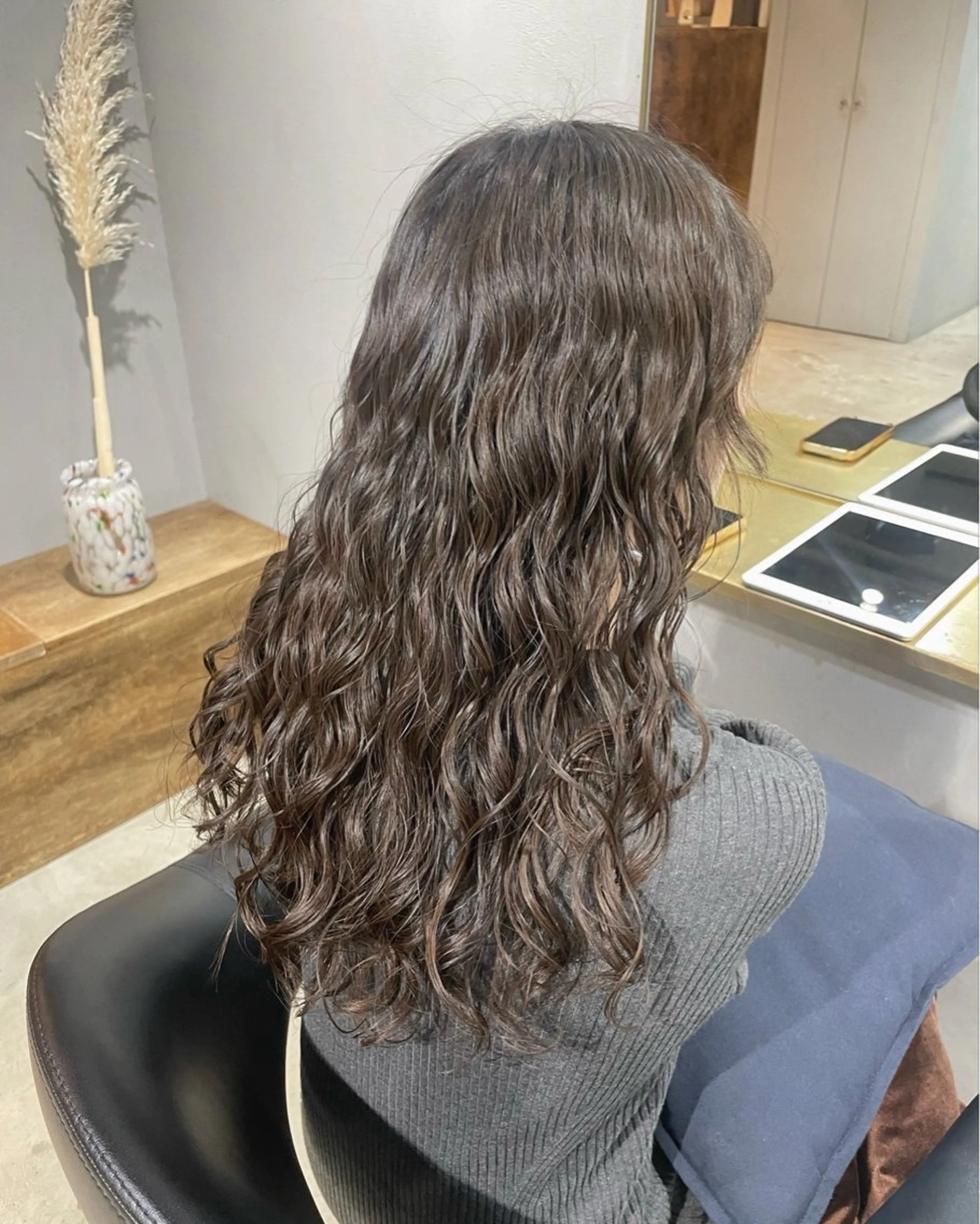 ロング パーマ ロング 縮毛矯正 カット パーマ トリートメント 【arc】Ruri コテ巻き風パーマのヘアスタイル