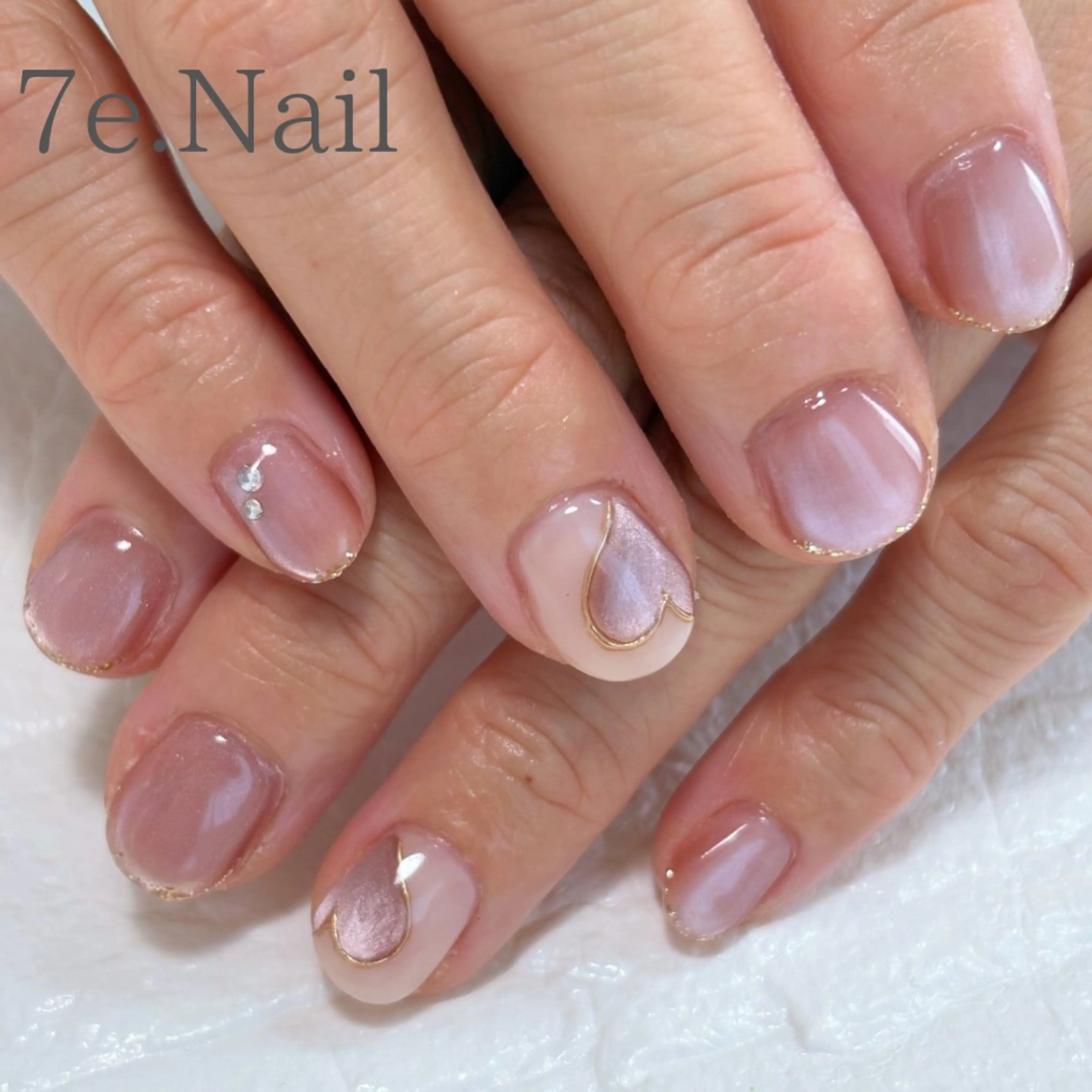 ネイル 7e. Nailのネイルデザイン