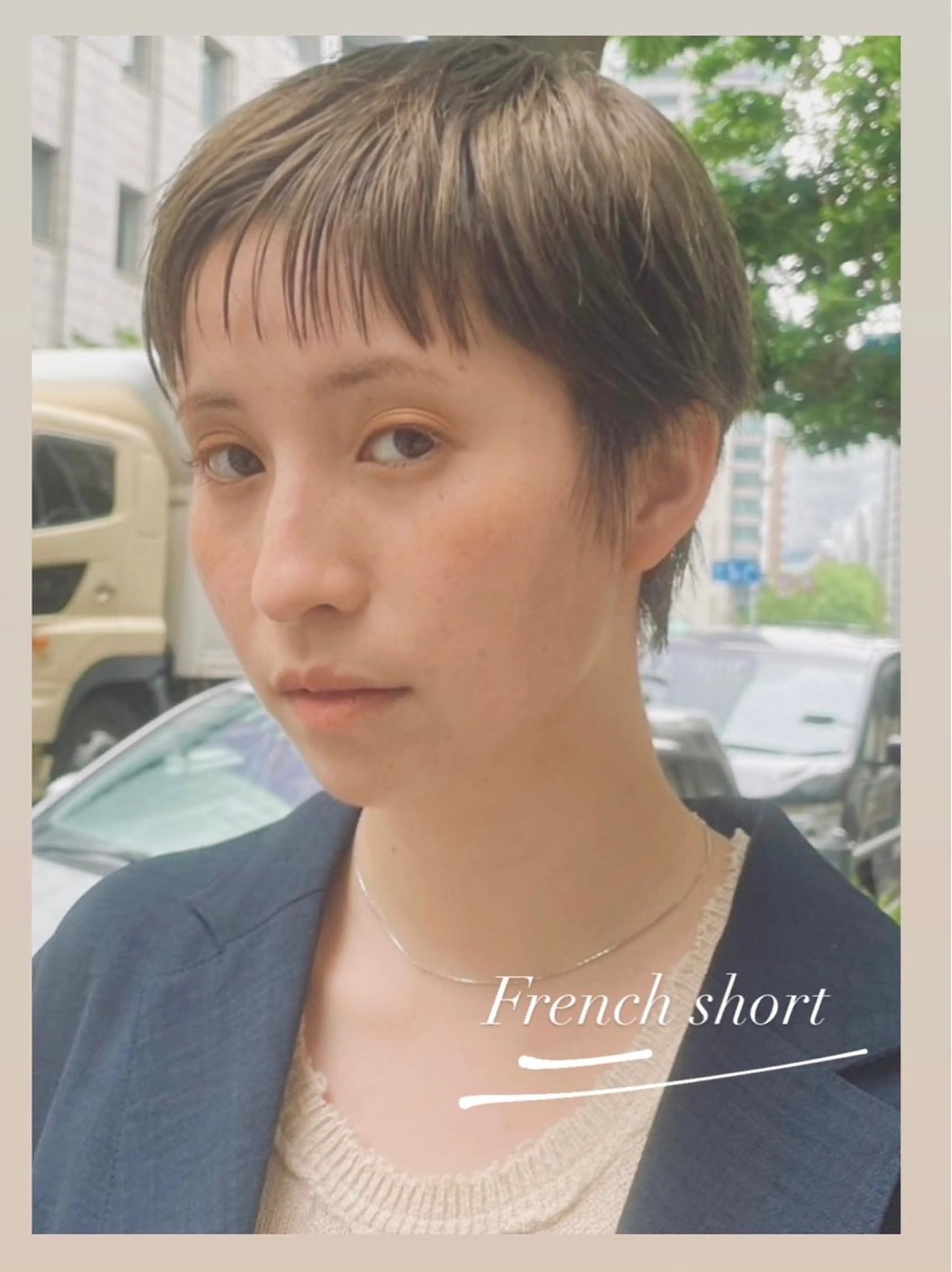 ショートカット+艶髪トリートメントの写真