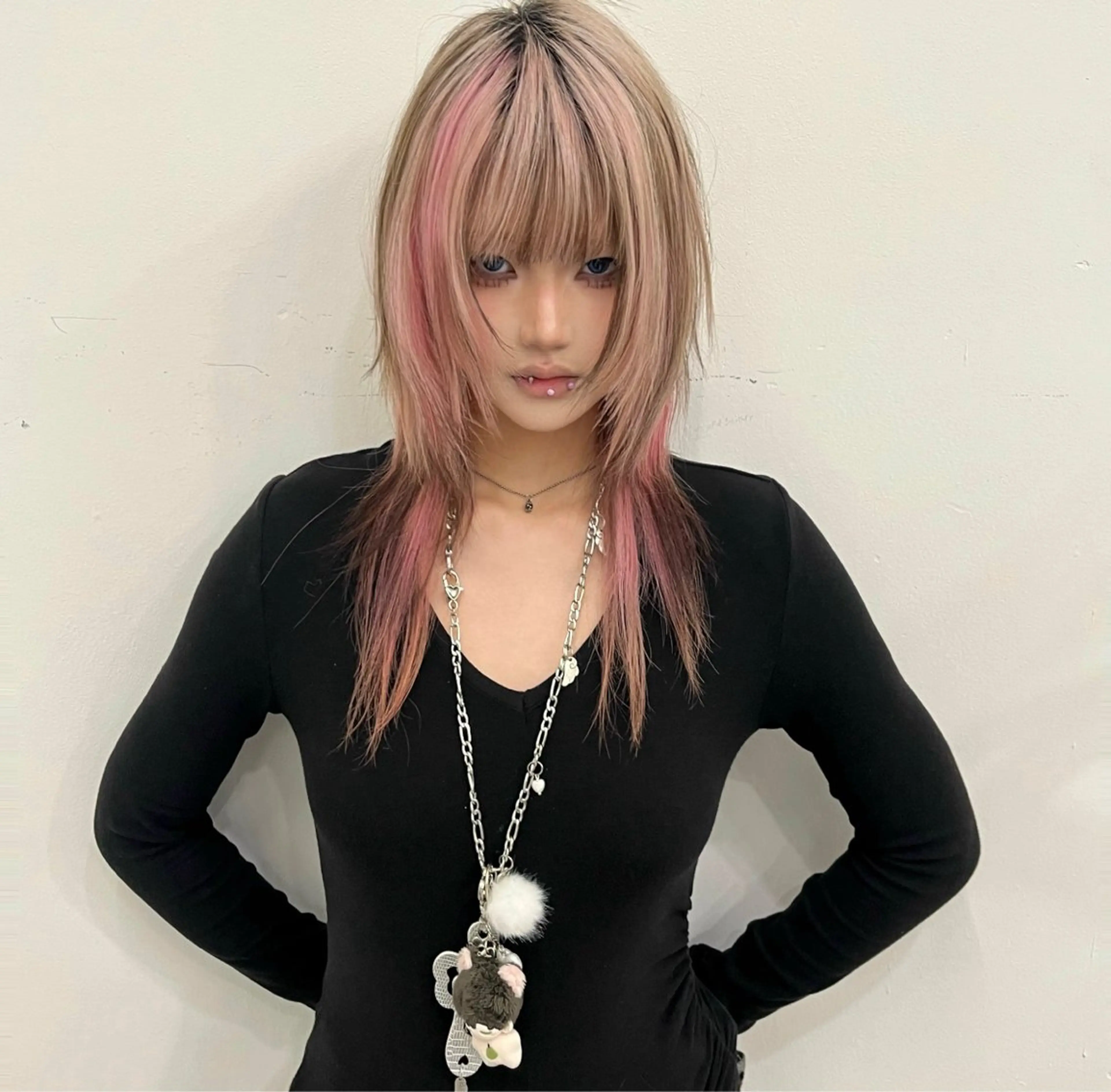 セミロング カラー カット ヘアカラー トリートメント デザインカラー⭐︎★ 🐆hyo🐆のヘアスタイル