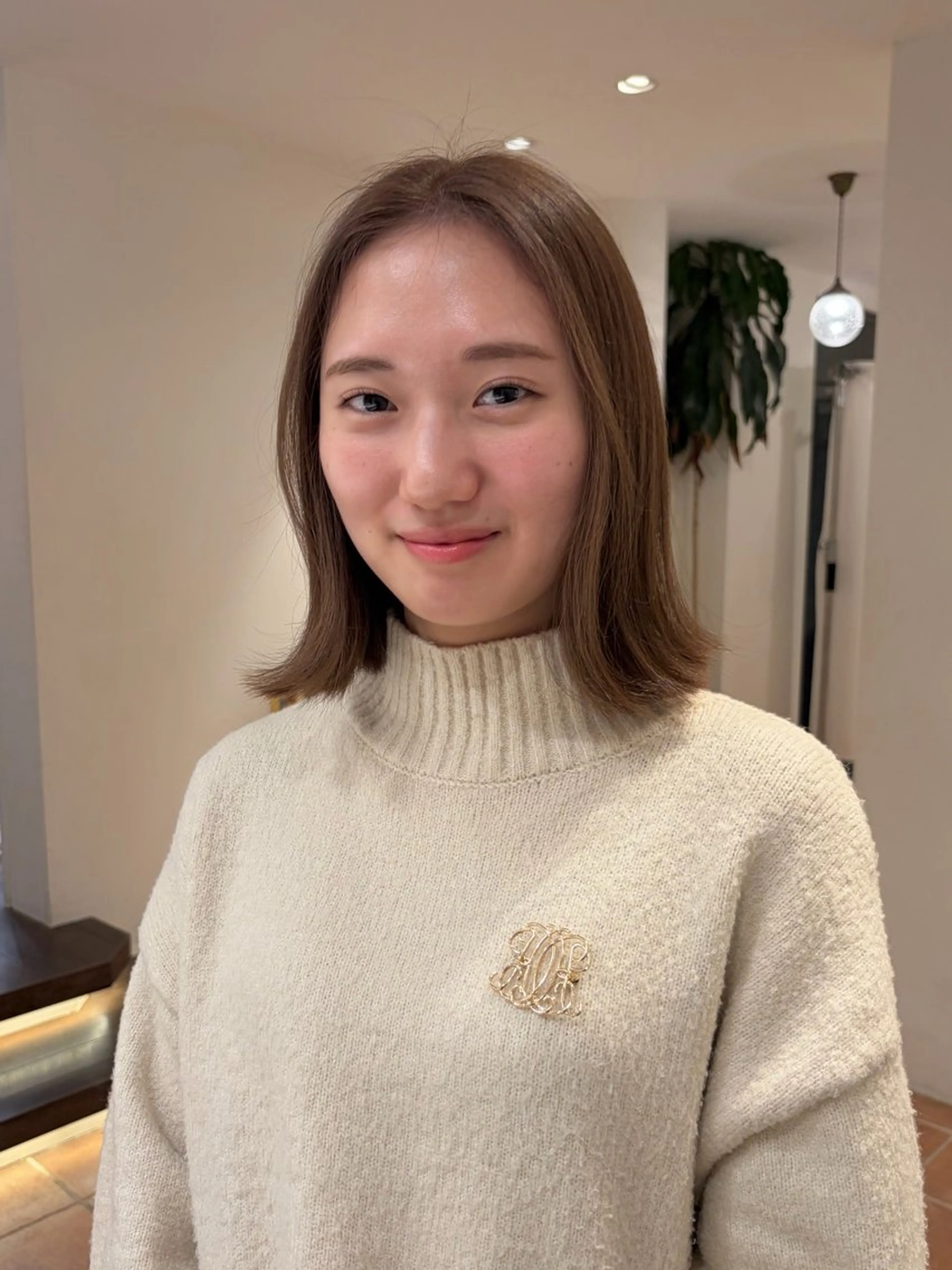 ミディアム ヘアカラー トリートメント るな/暖色、 ベージュカラー🎀のヘアスタイル