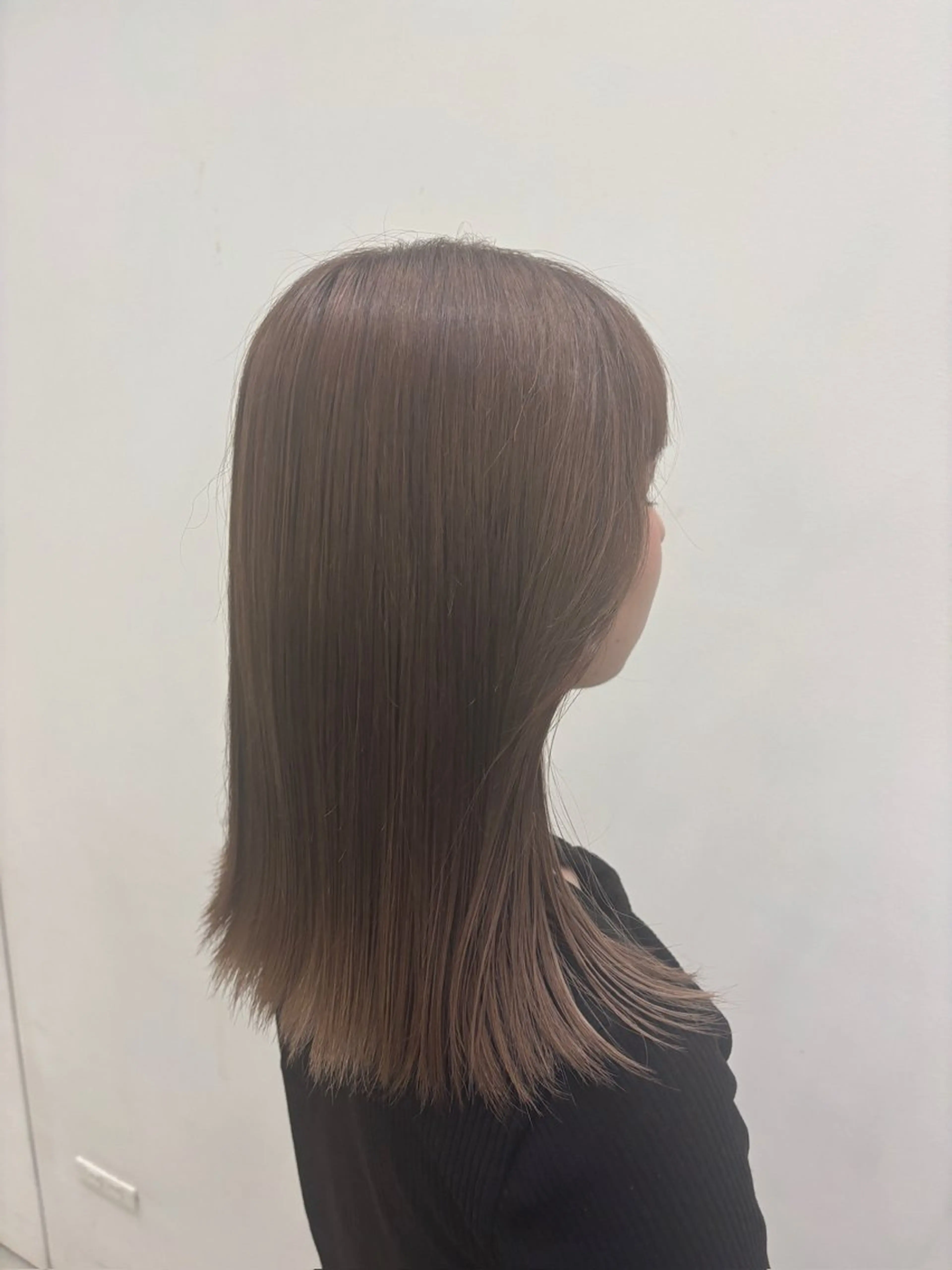 ミディアム カラー rion🪽 /wカラー・縮毛矯正のヘアスタイル