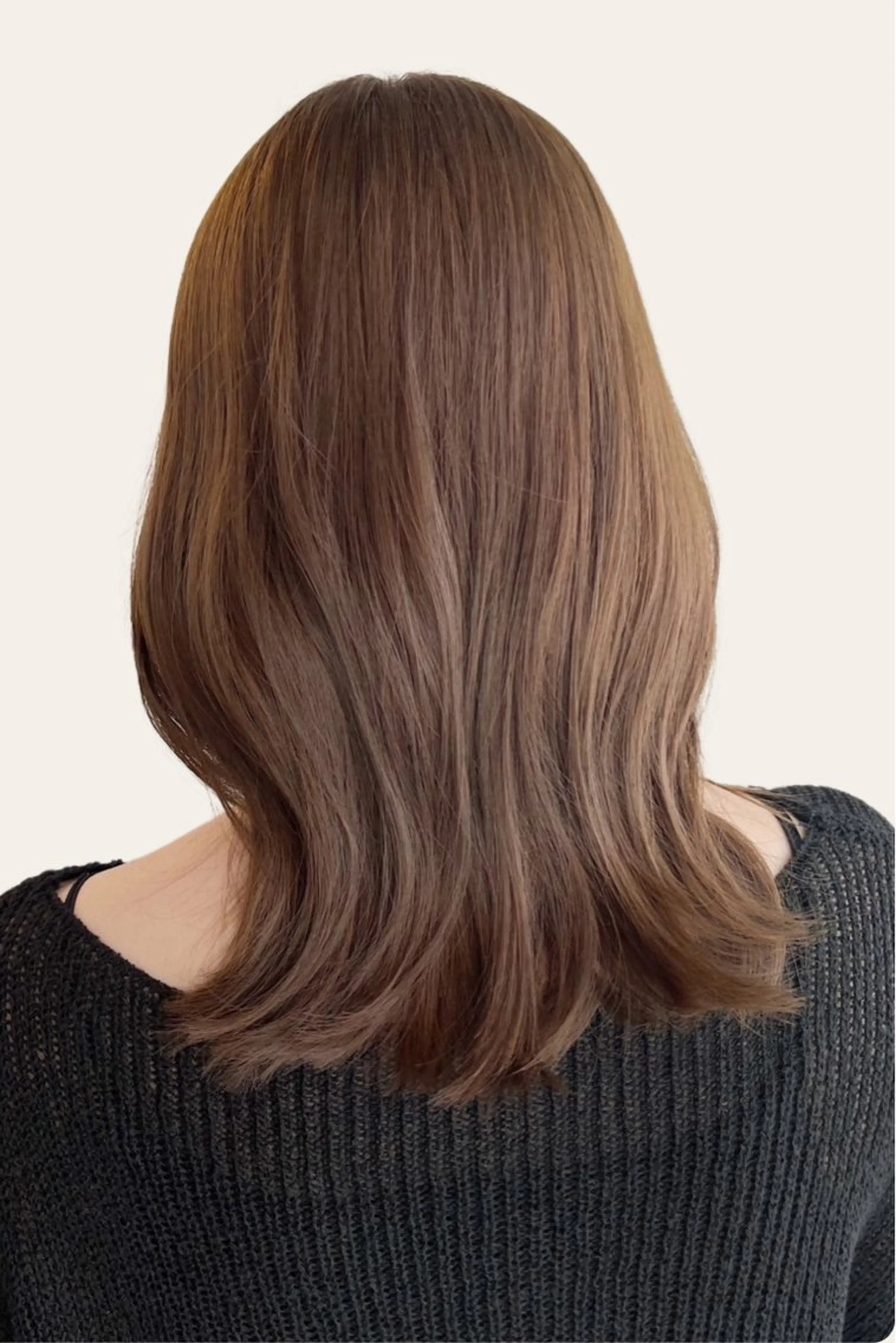 ミディアム カット ヘアカラー トリートメント レイヤー/ボブ/ 透明感カラー/ニワのヘアスタイル